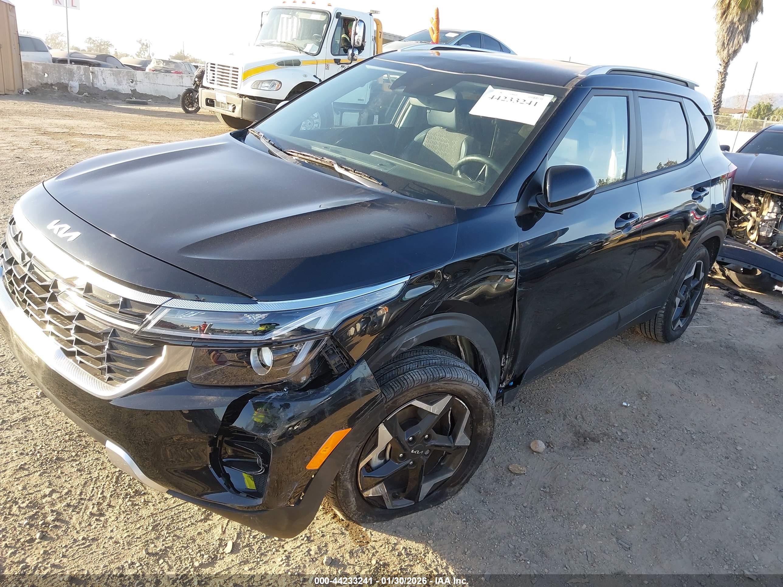 KIA SELTOS image 2