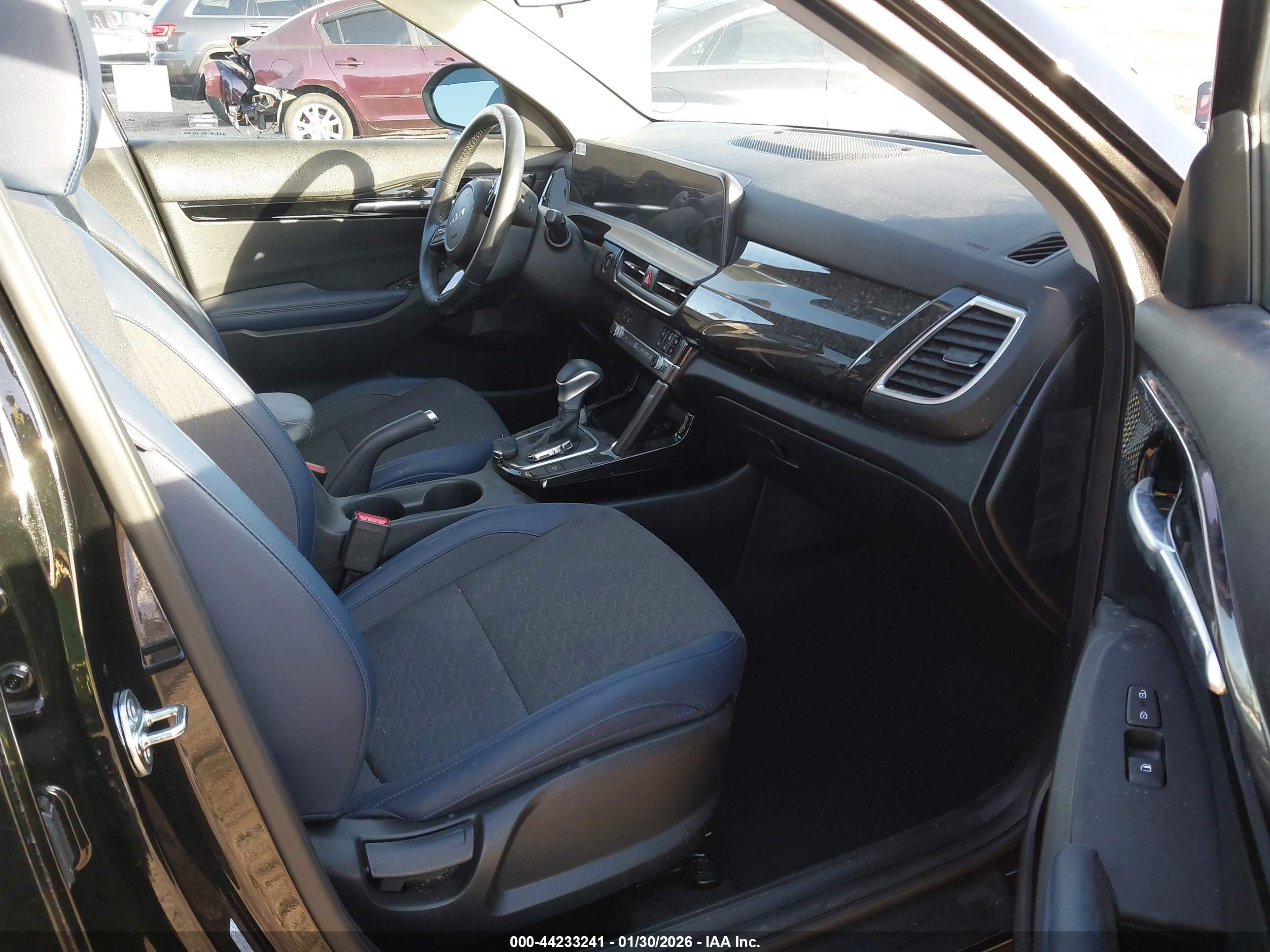 KIA SELTOS image 5