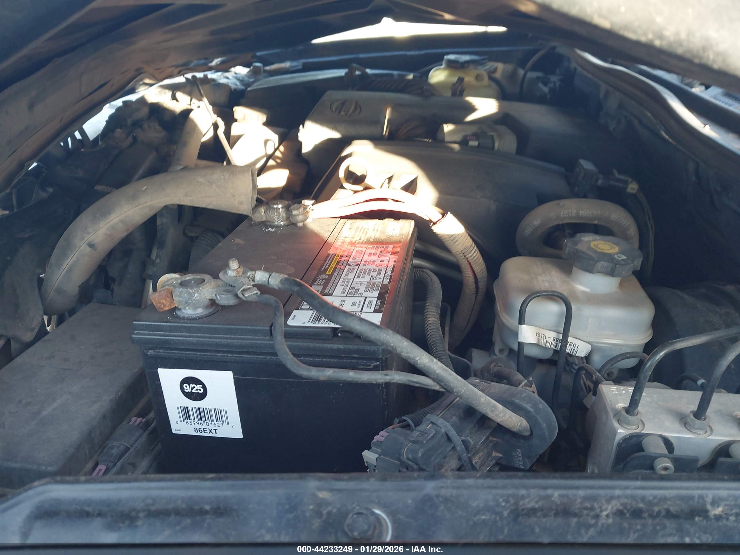 CHEVROLET COLORADO image 10