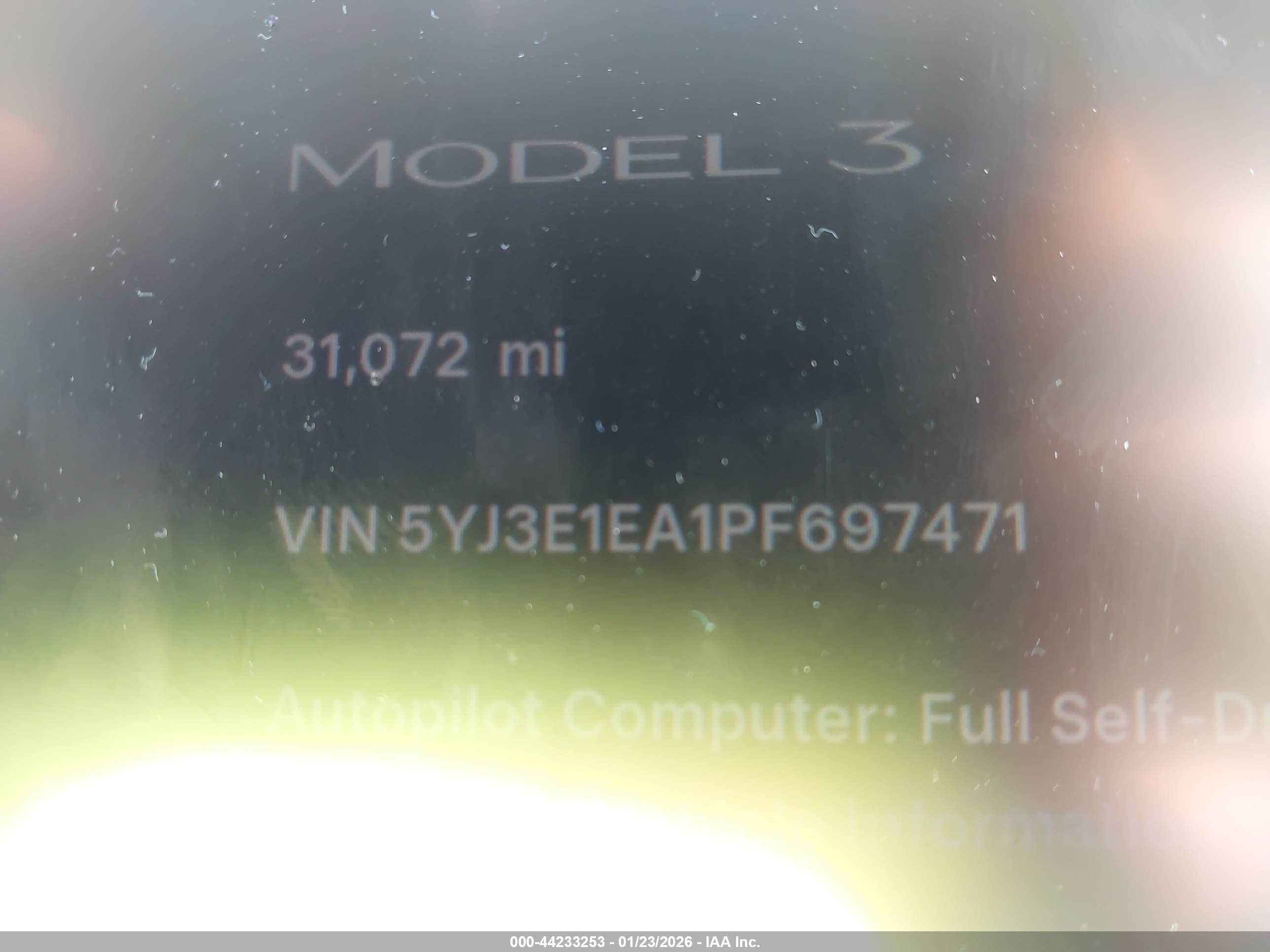 TESLA MODEL image 7