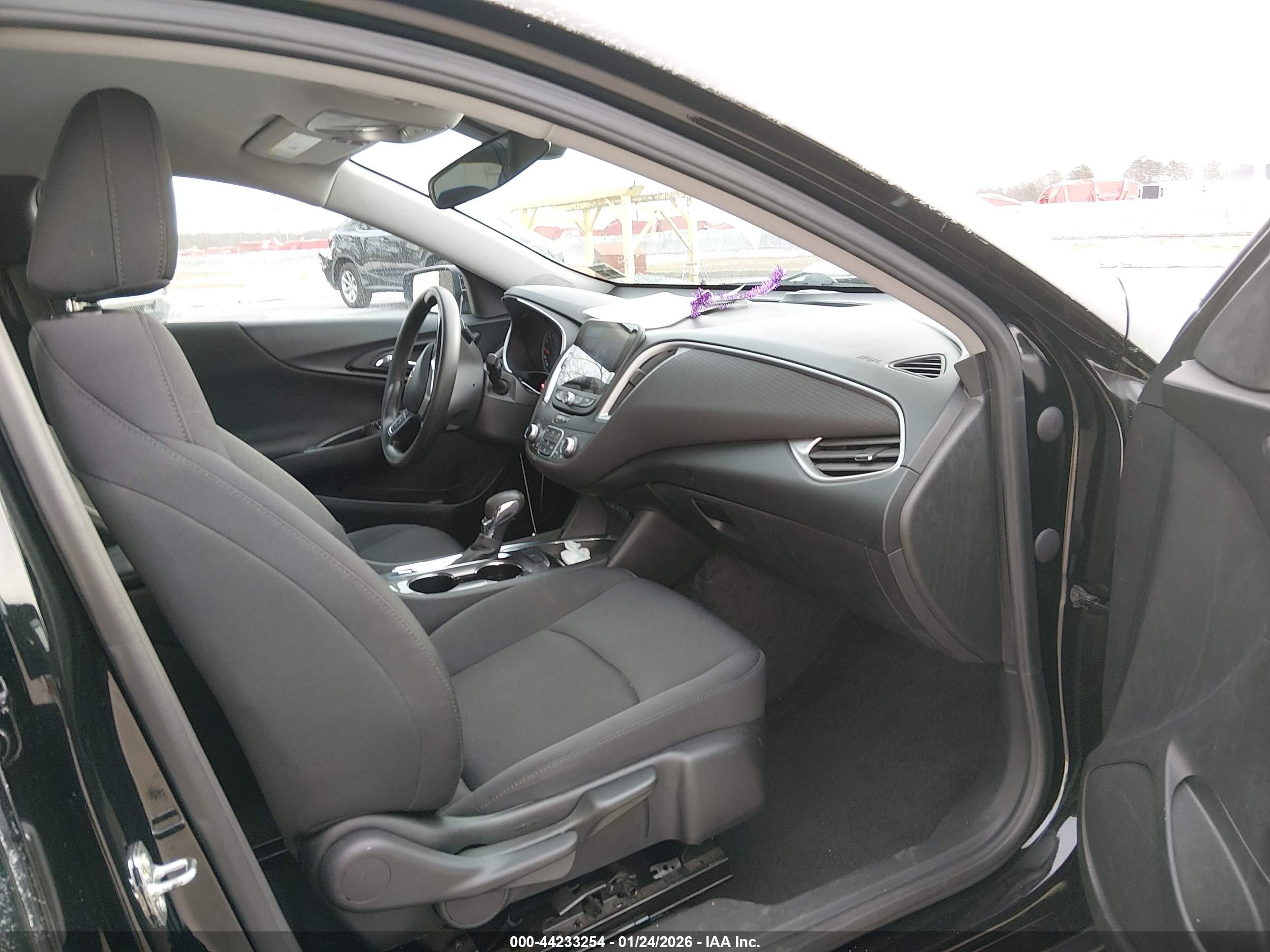 CHEVROLET MALIBU image 5