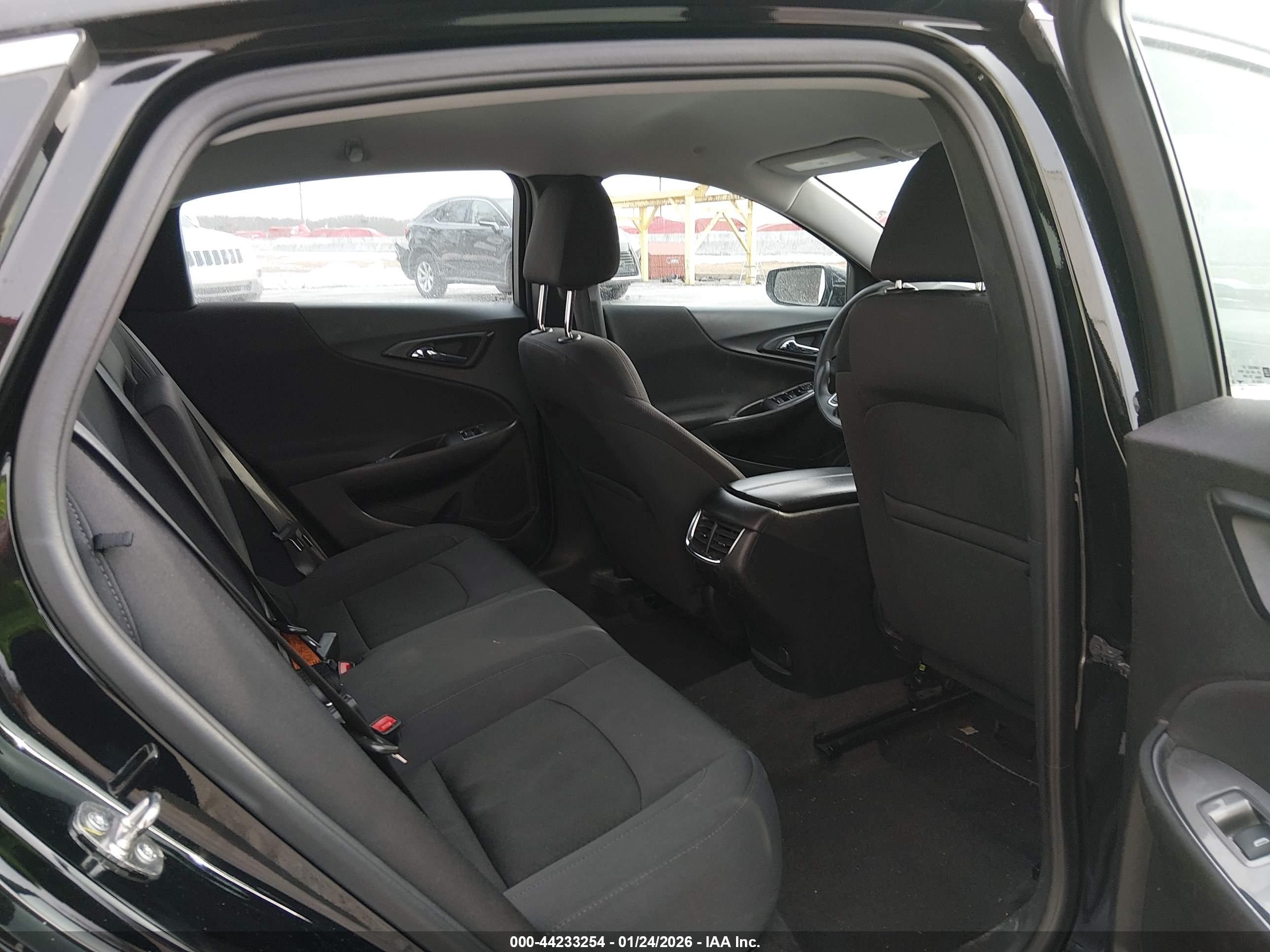 CHEVROLET MALIBU image 8