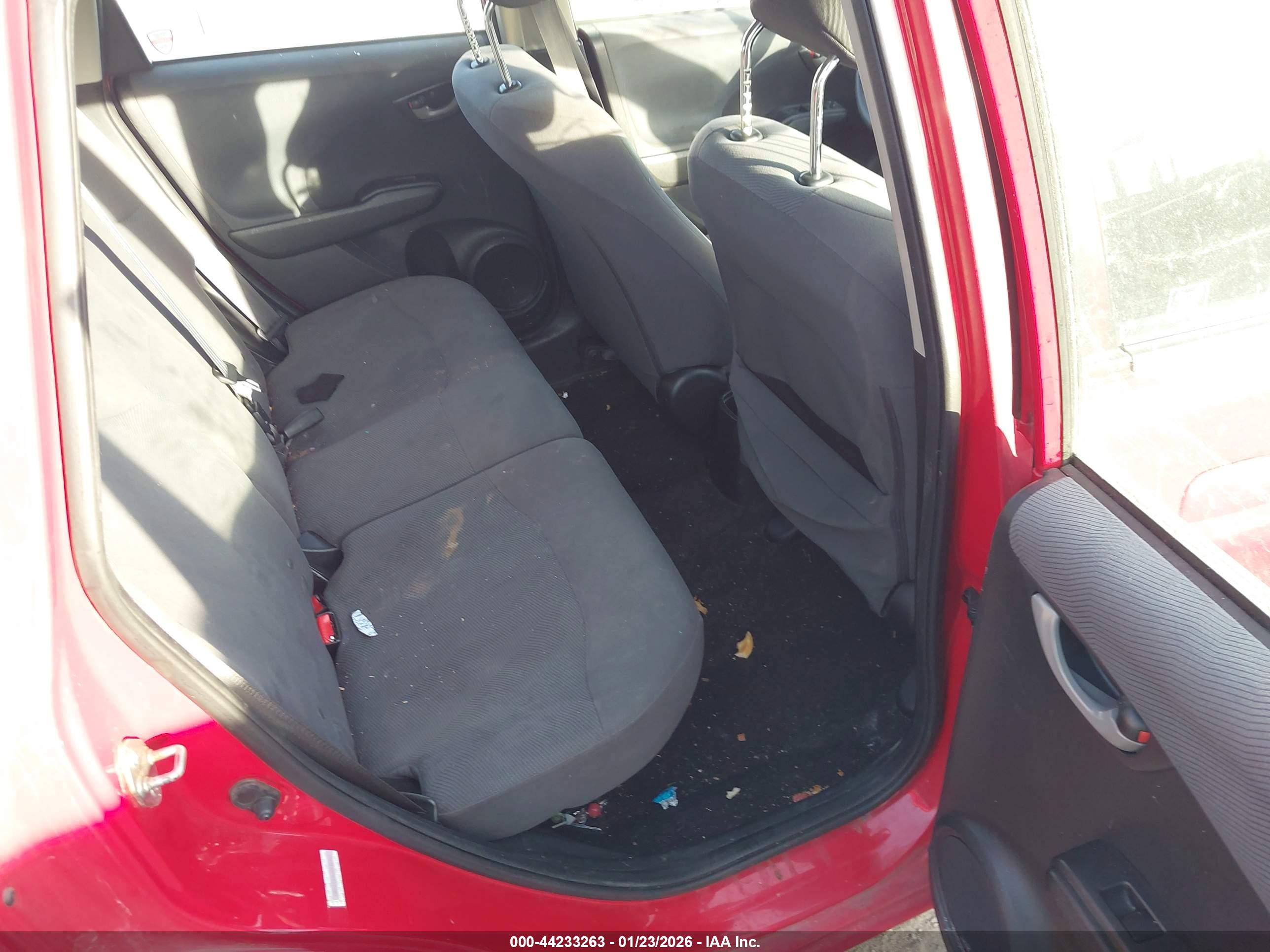 HONDA FIT image 8