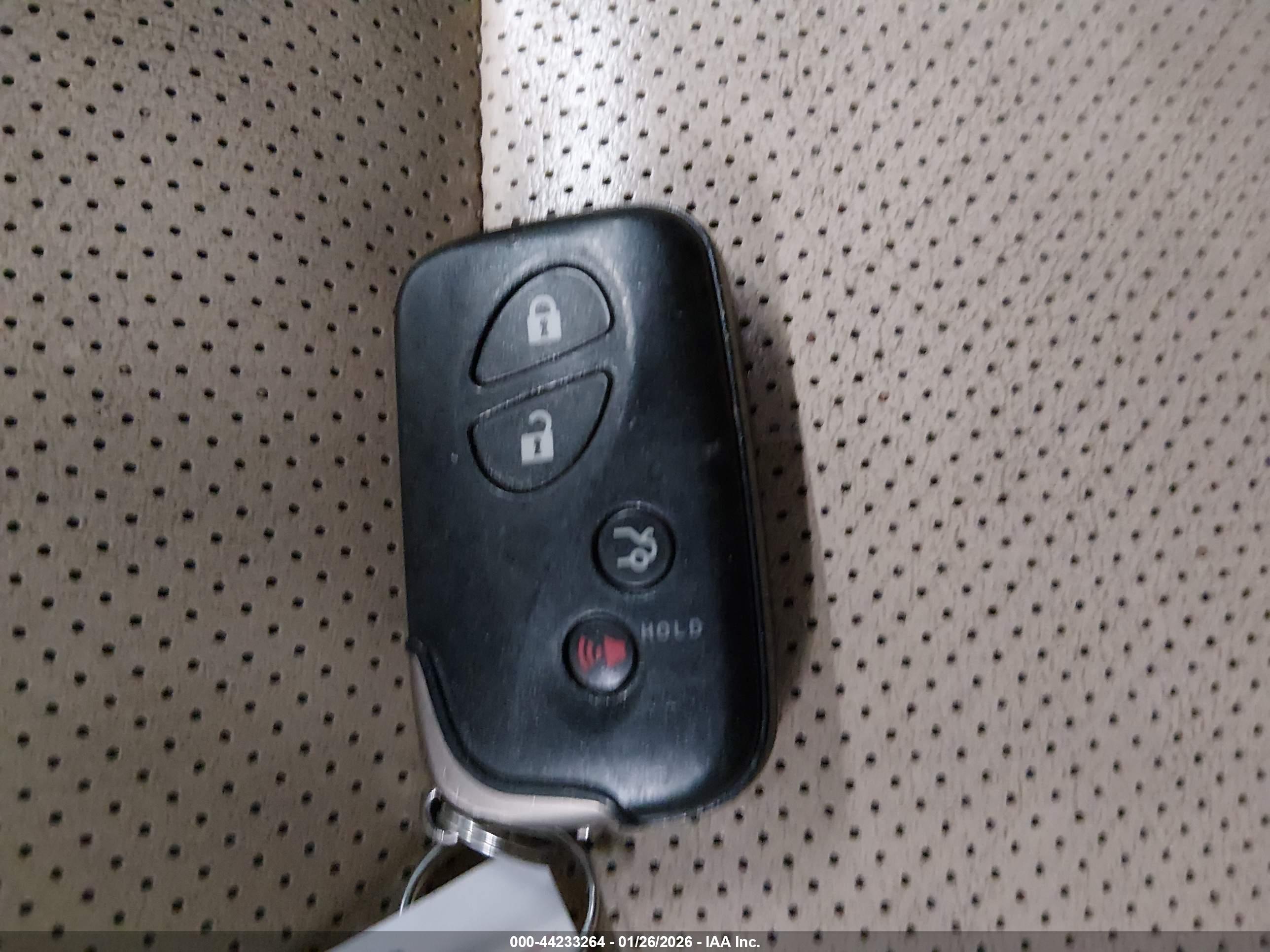 LEXUS ES image 11