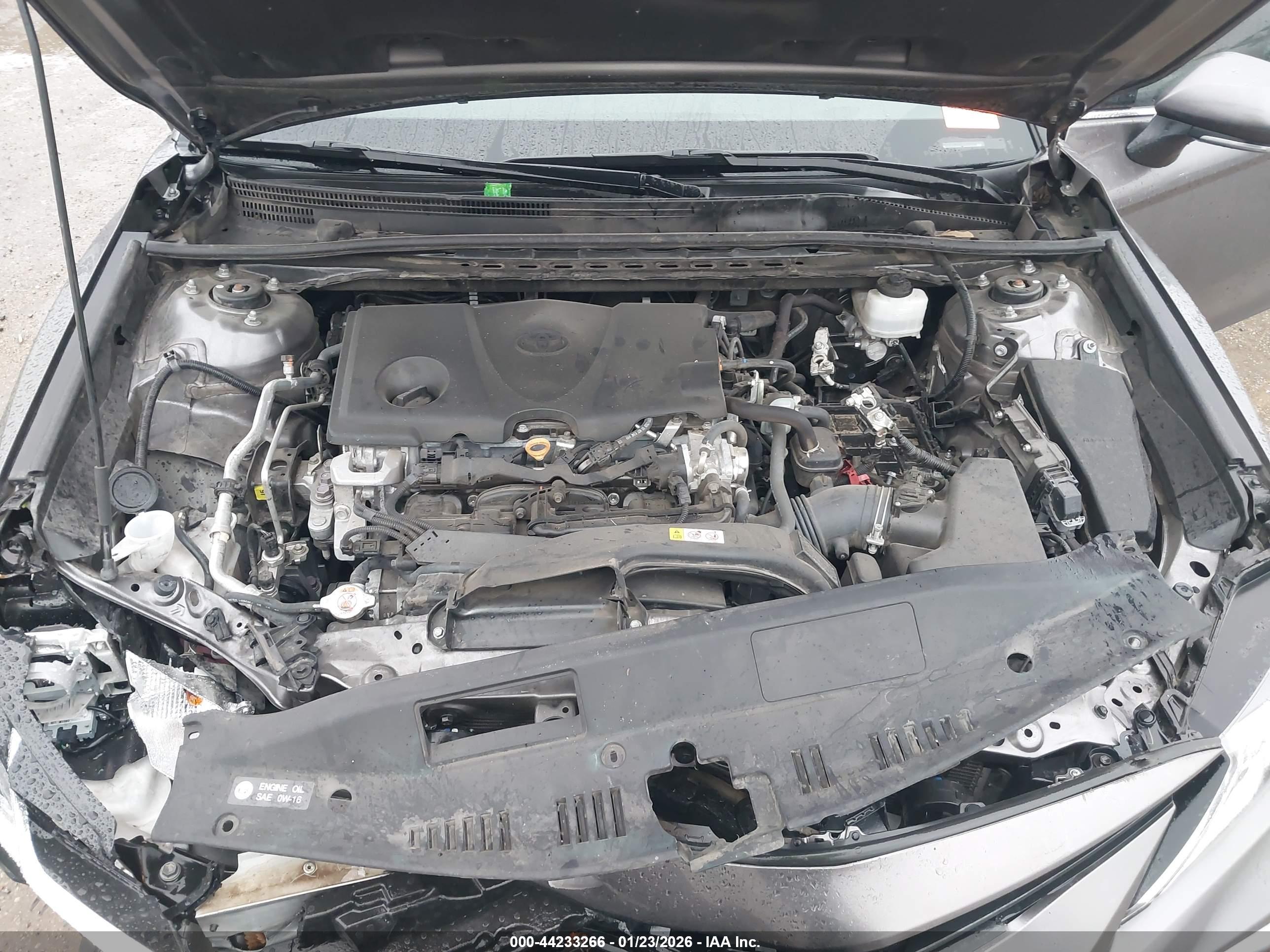 TOYOTA CAMRY image 10