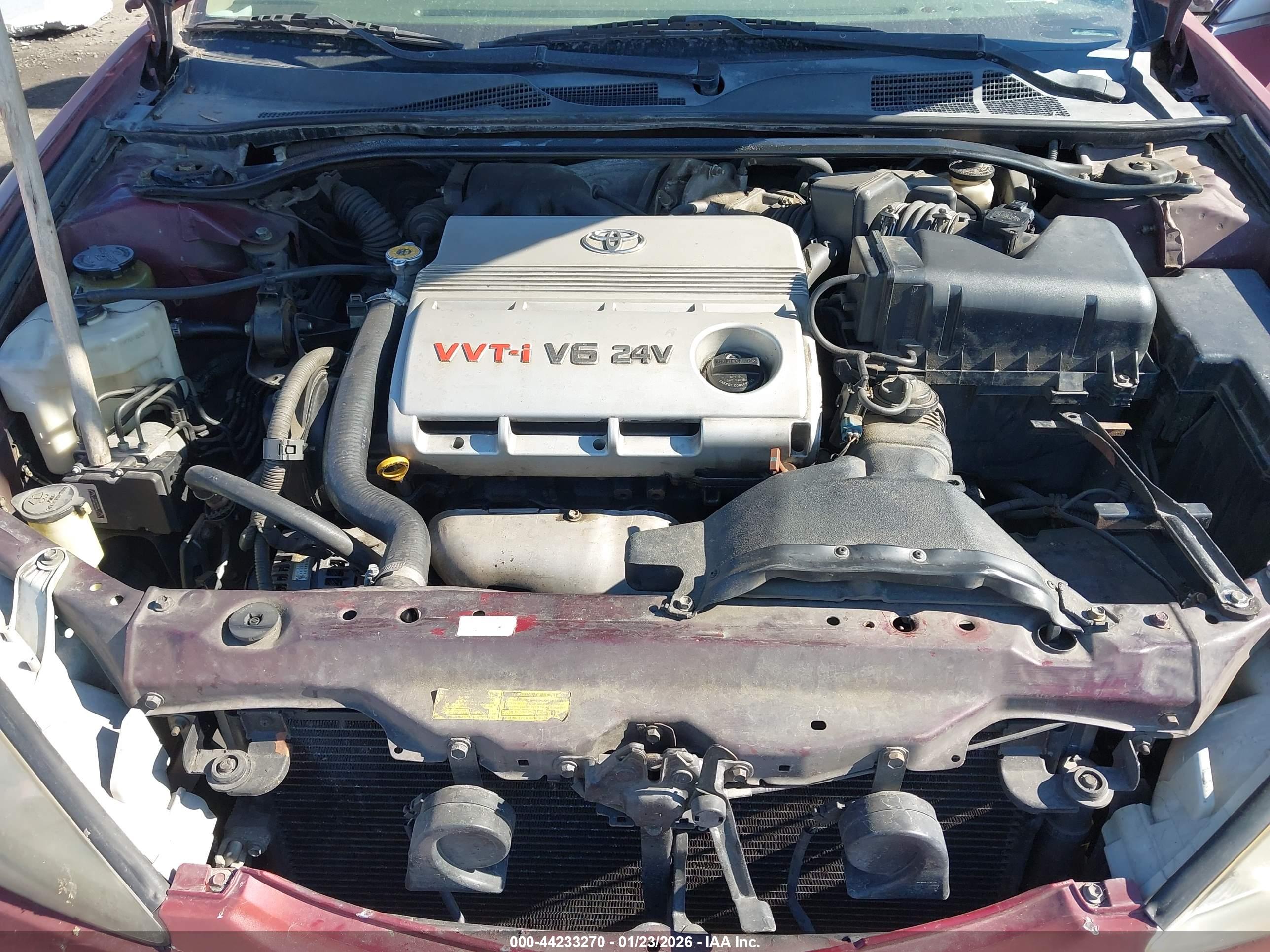 TOYOTA CAMRY image 10