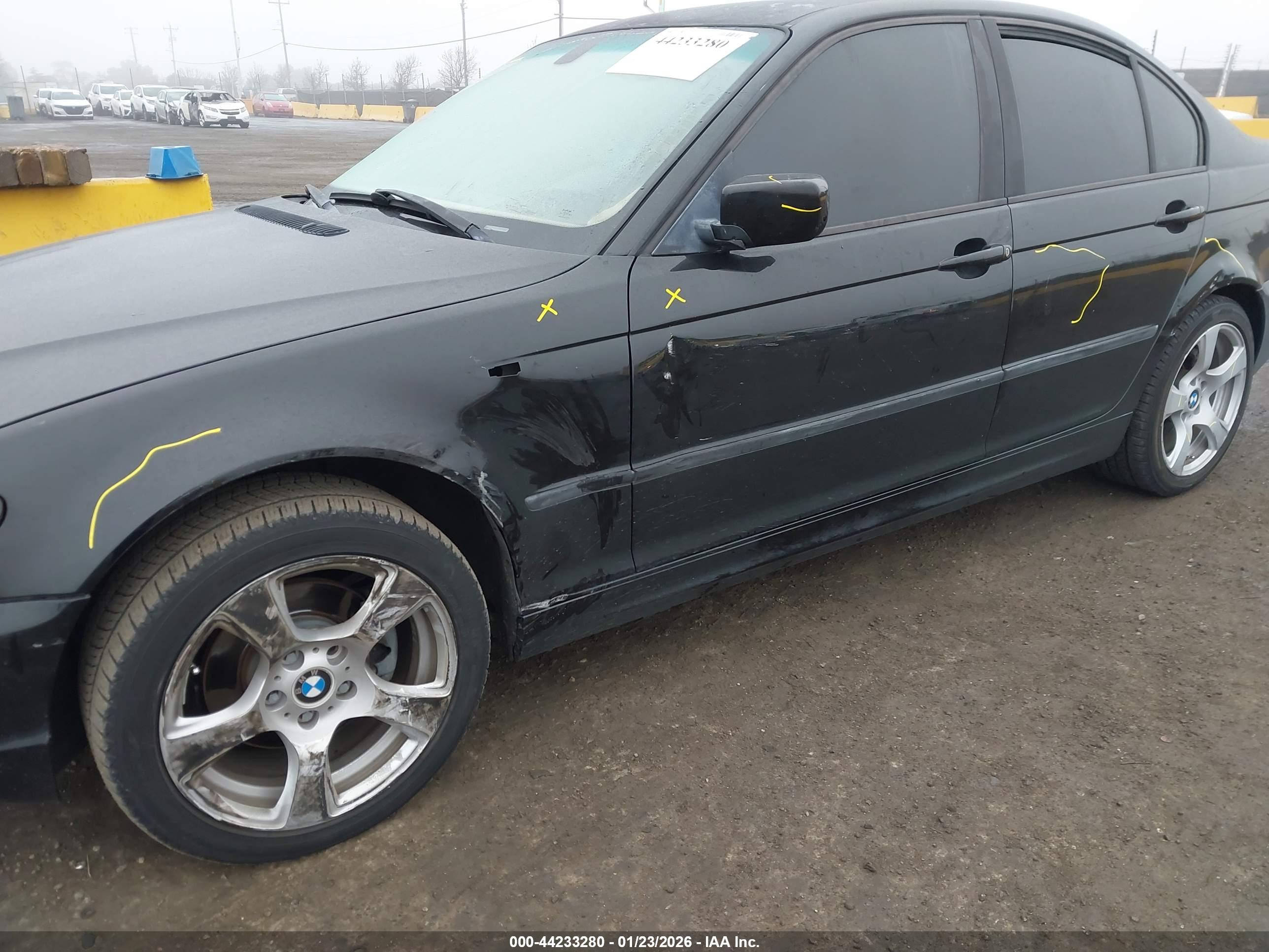 BMW 325I image 6