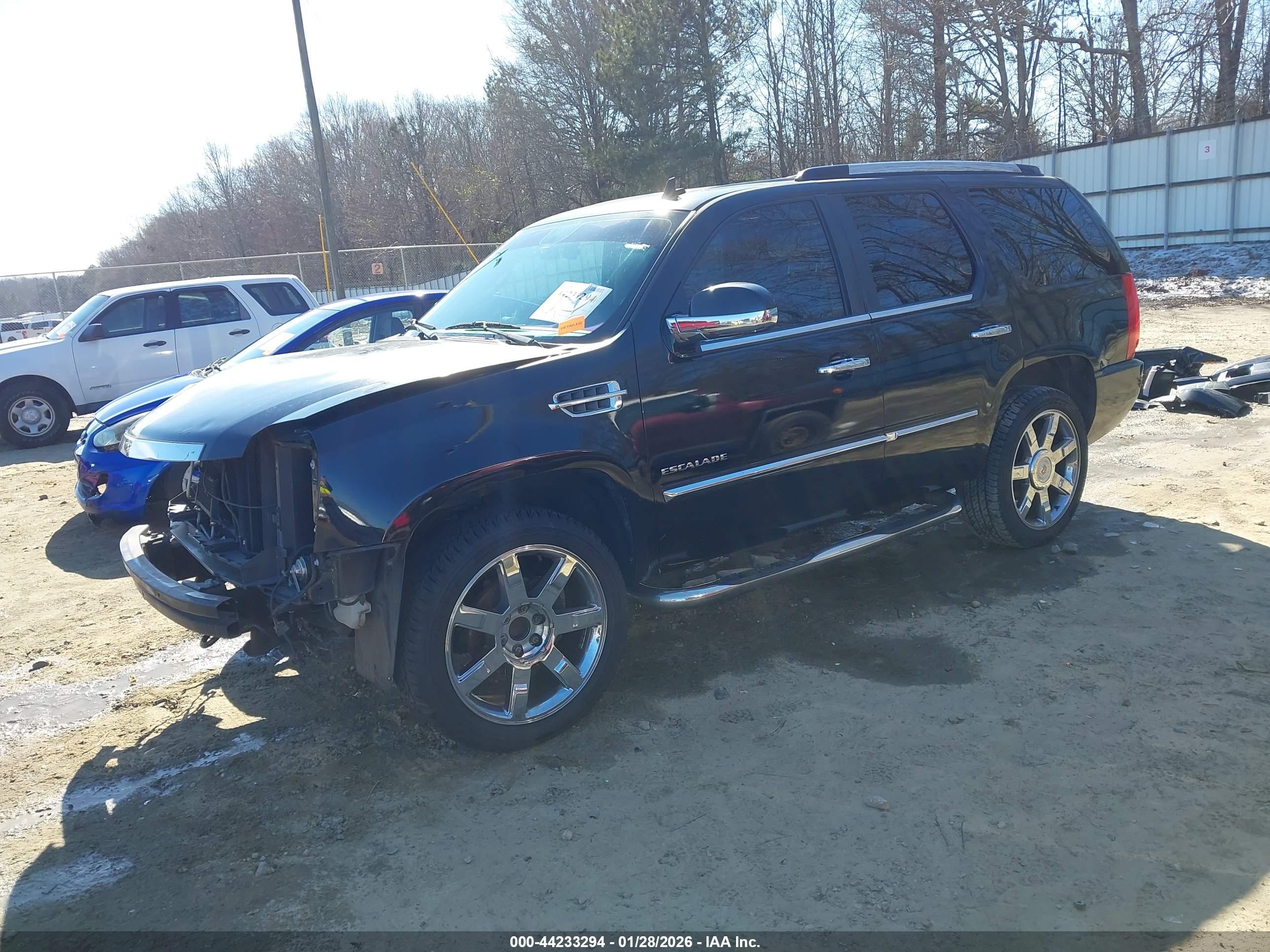 CADILLAC ESCALADE image 2