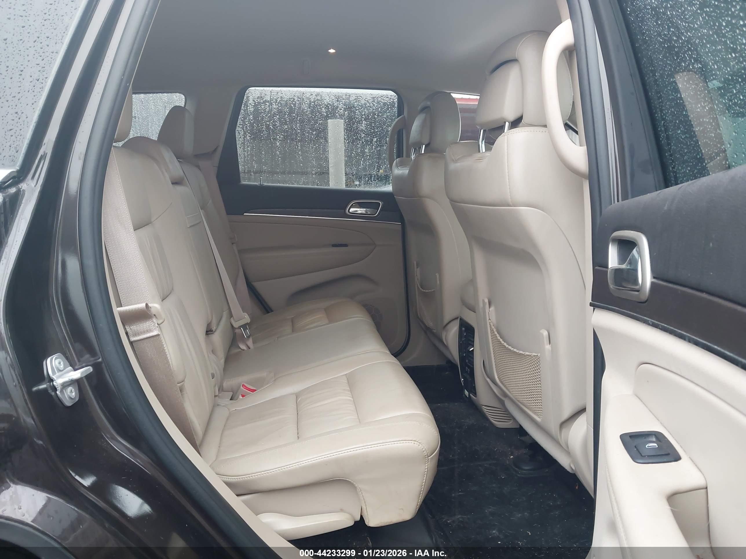 JEEP GRAND image 8