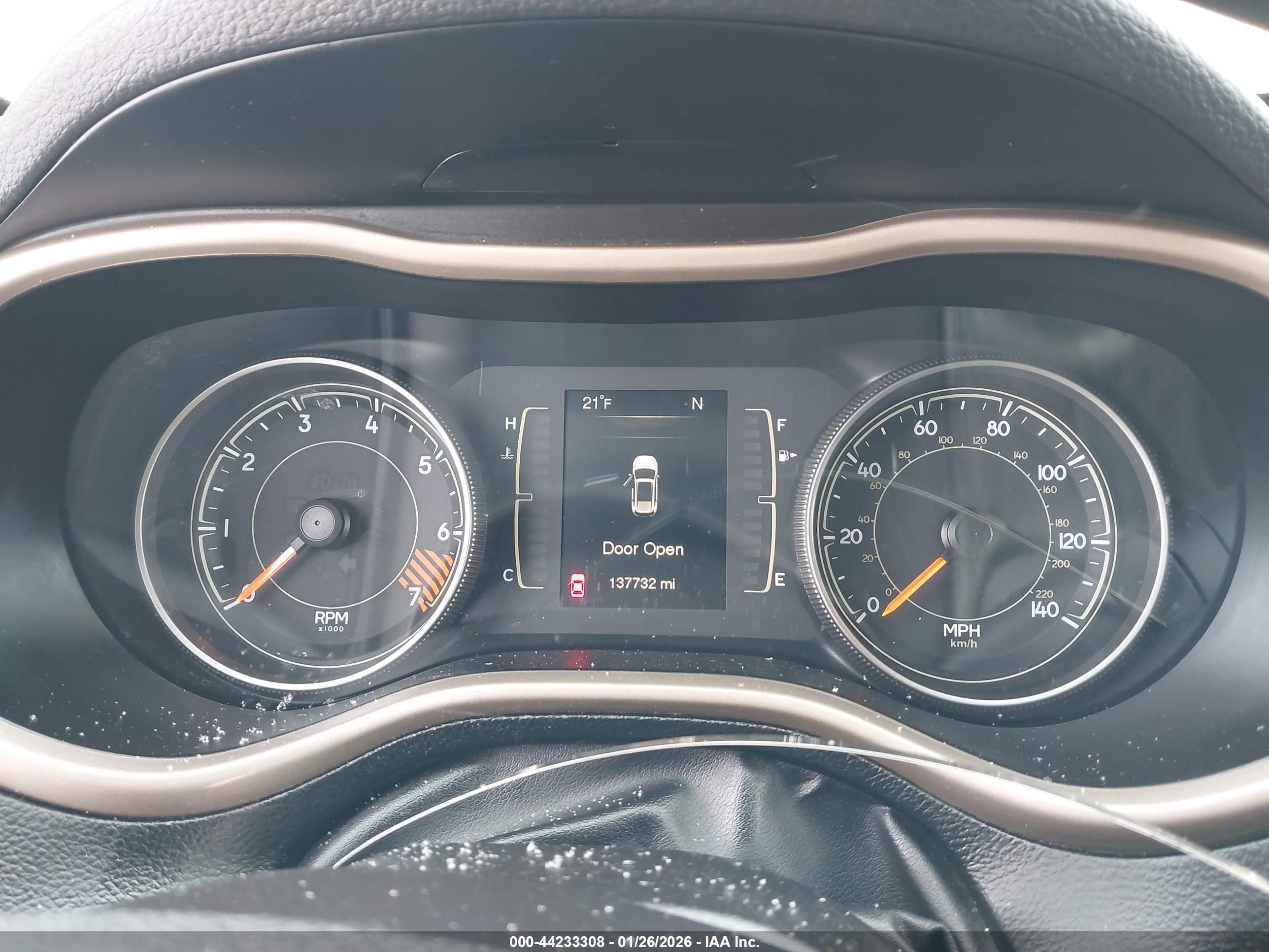 JEEP CHEROKEE image 7