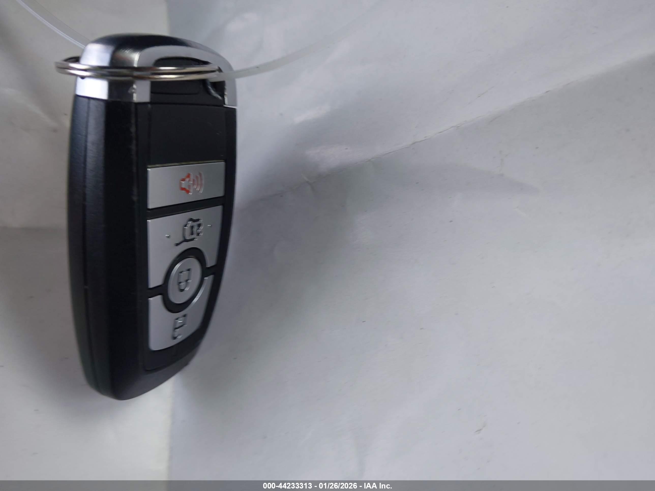 FORD ESCAPE image 11