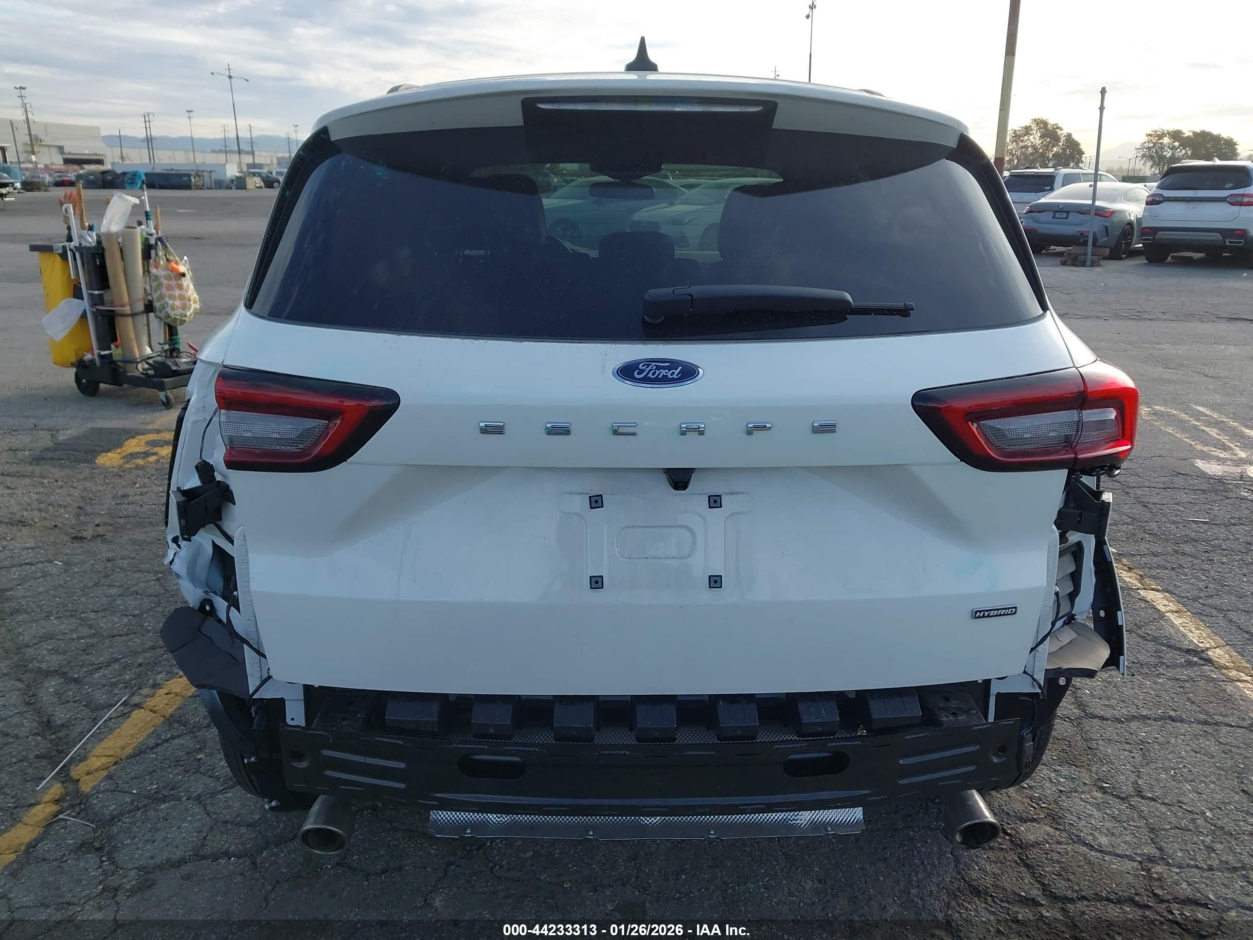 FORD ESCAPE image 6