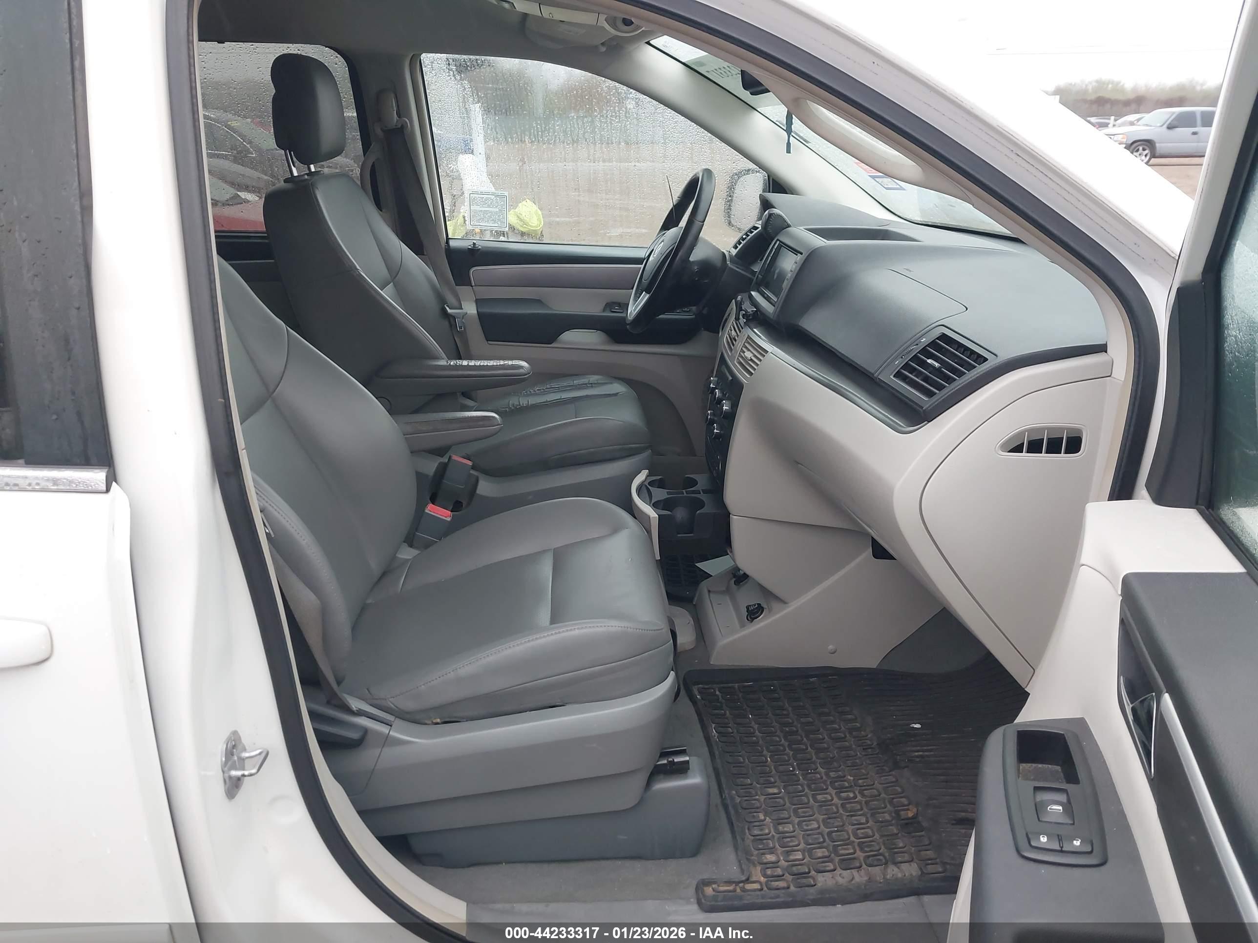 VOLKSWAGEN ROUTAN image 5