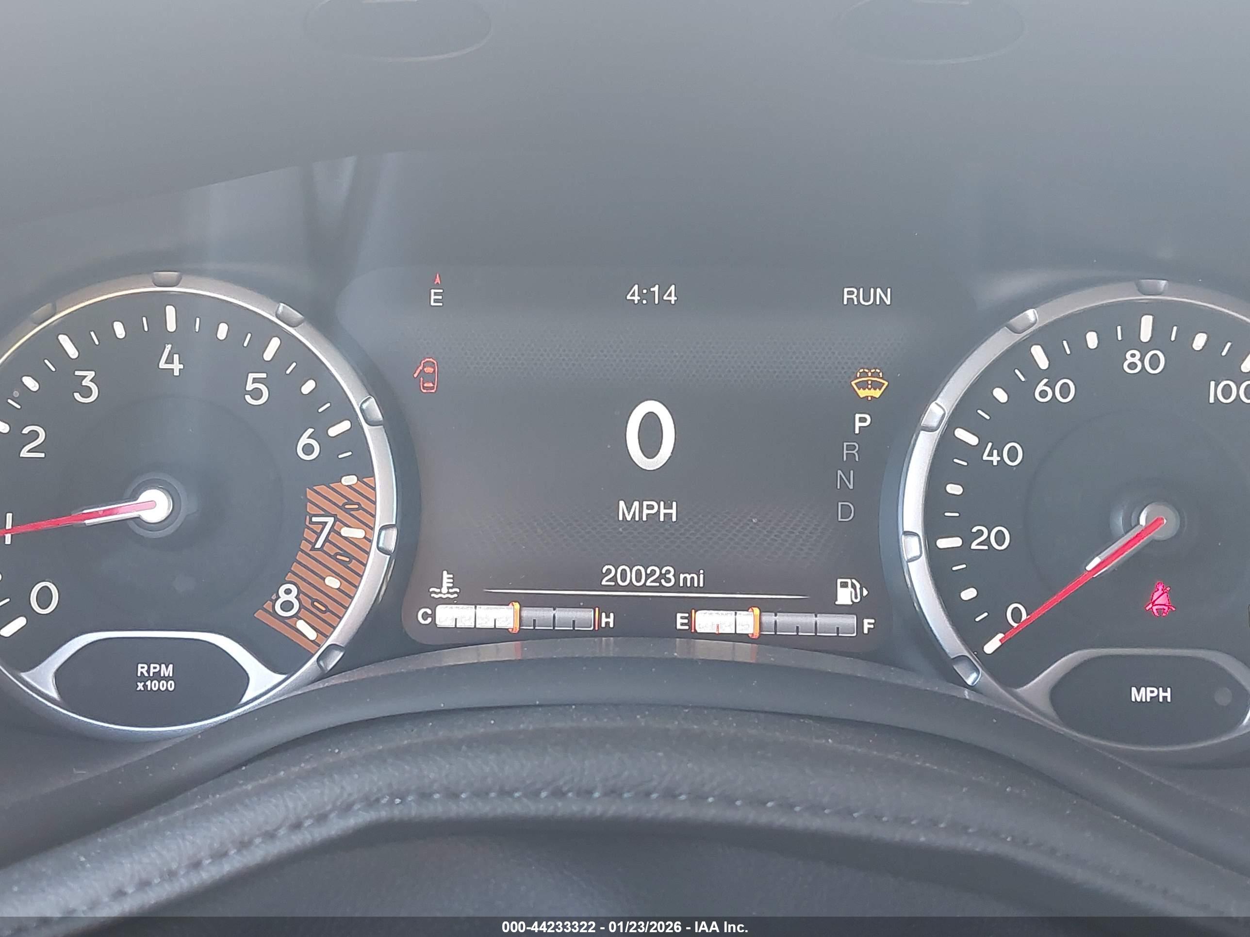 JEEP RENEGADE image 7