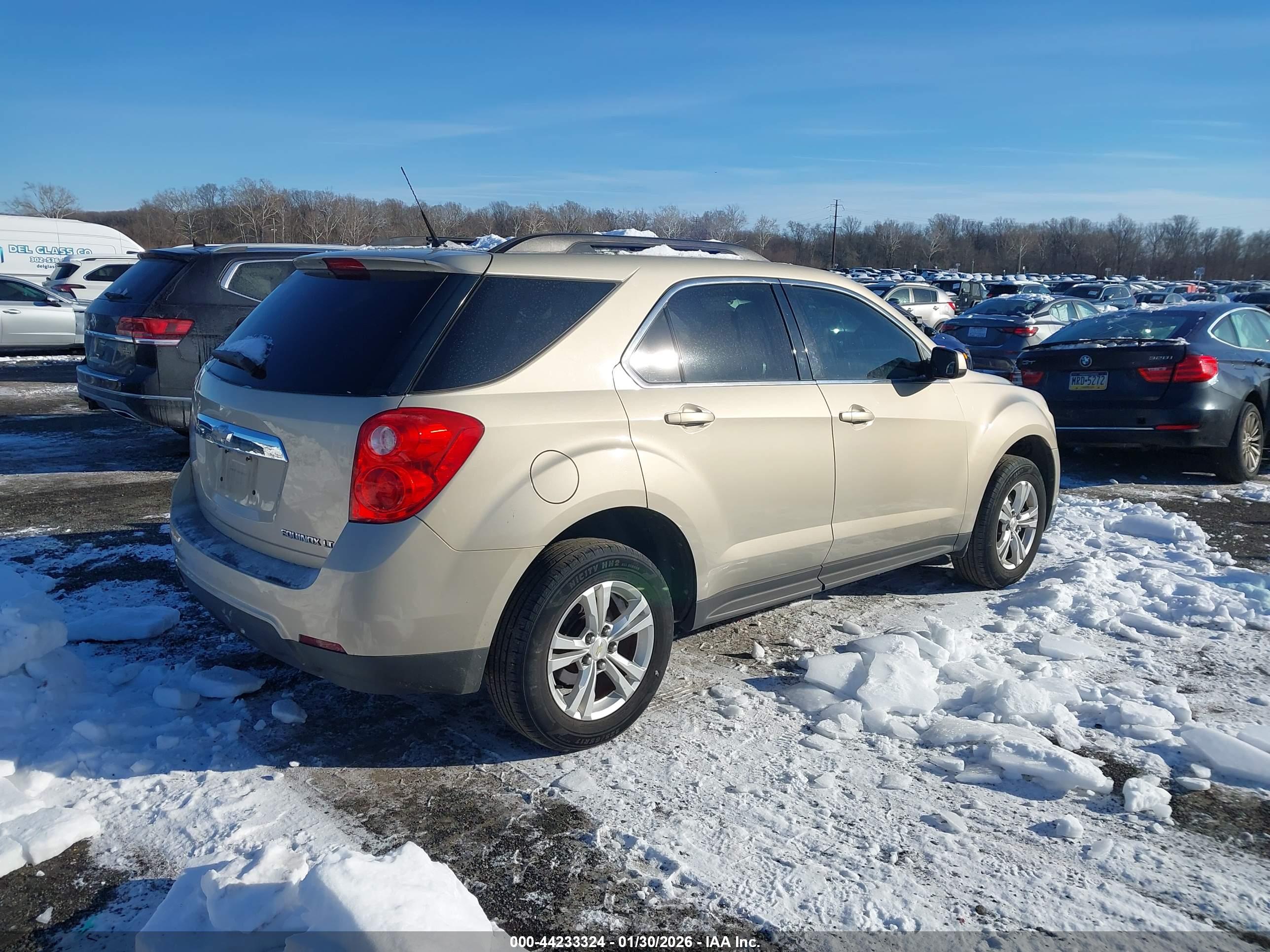 CHEVROLET EQUINOX image 4