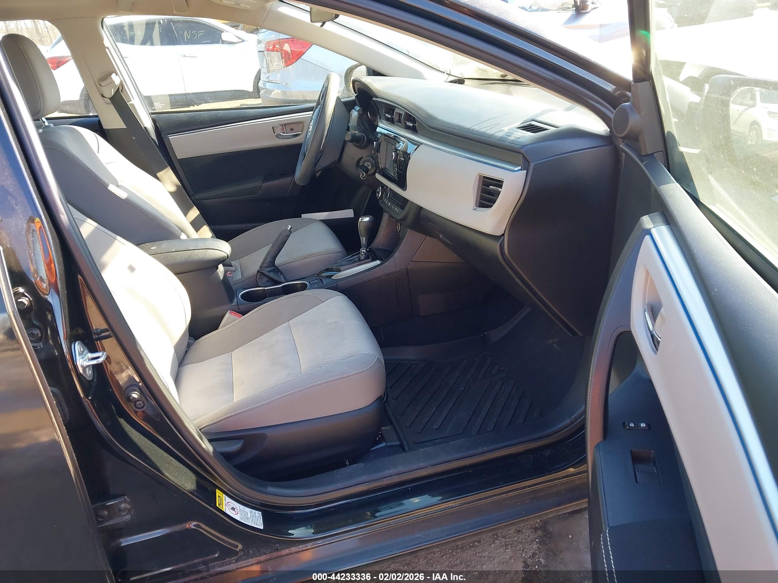 TOYOTA COROLLA image 5