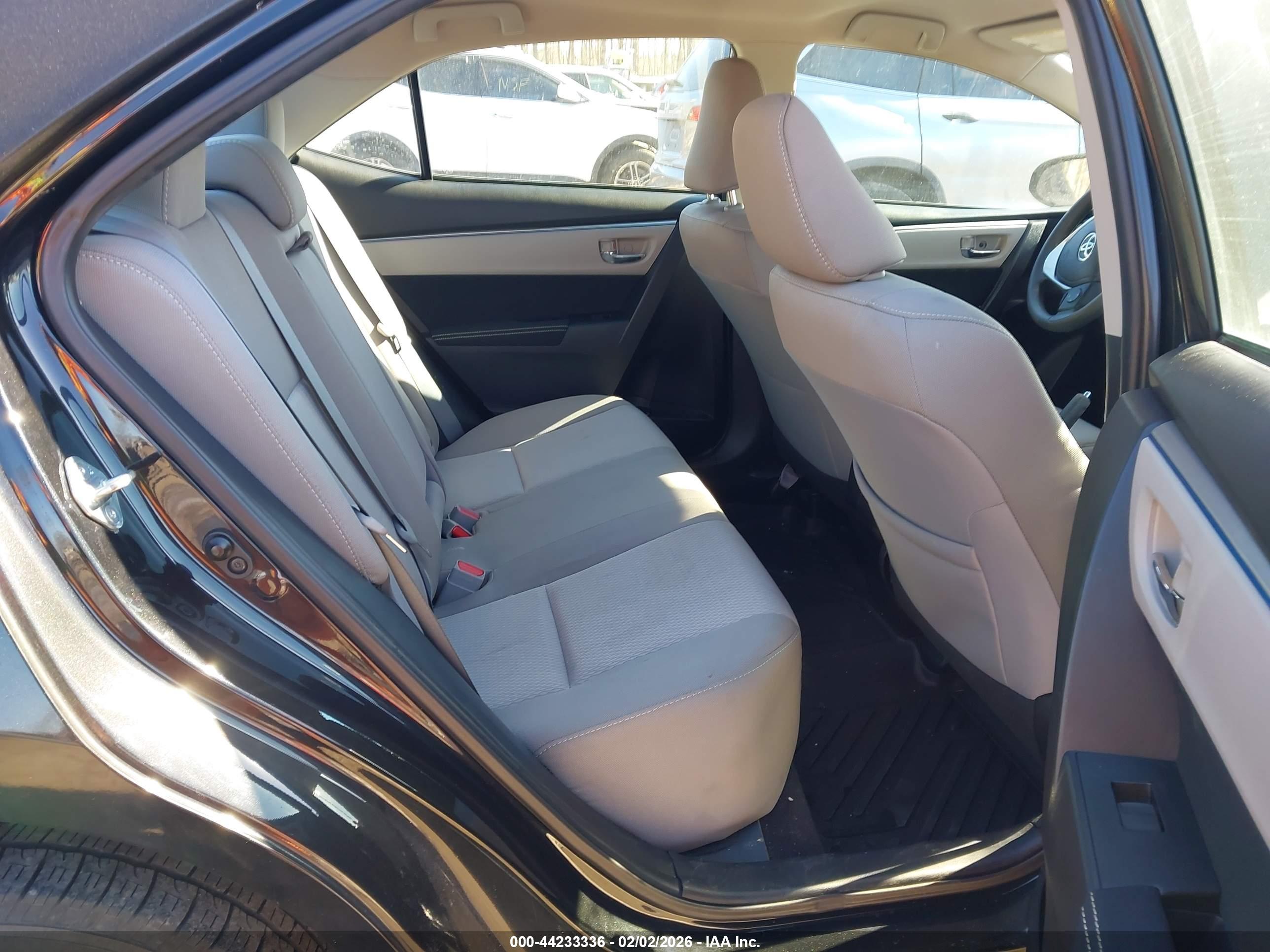 TOYOTA COROLLA image 8