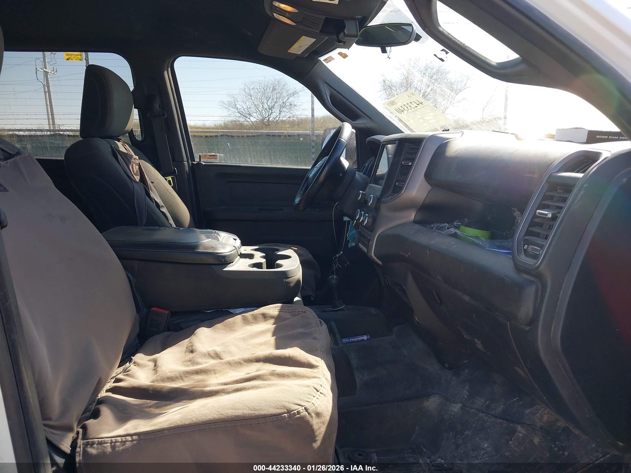 RAM 2500 image 5
