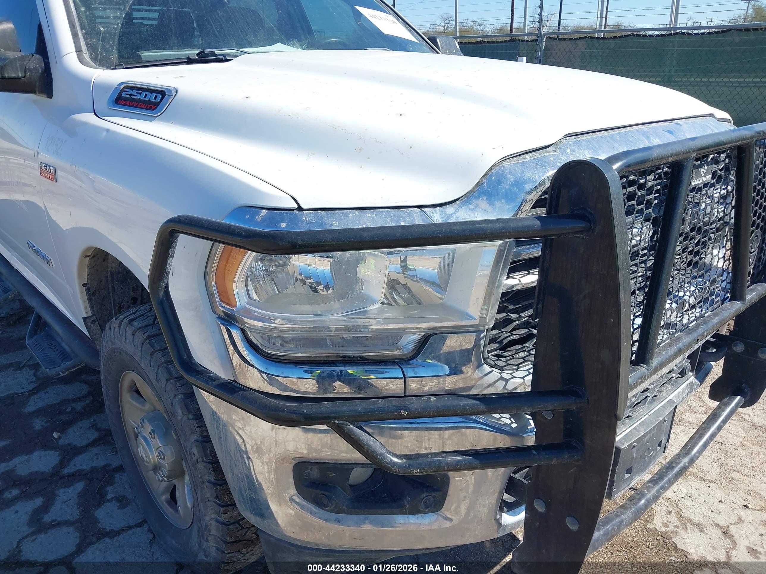 RAM 2500 image 6