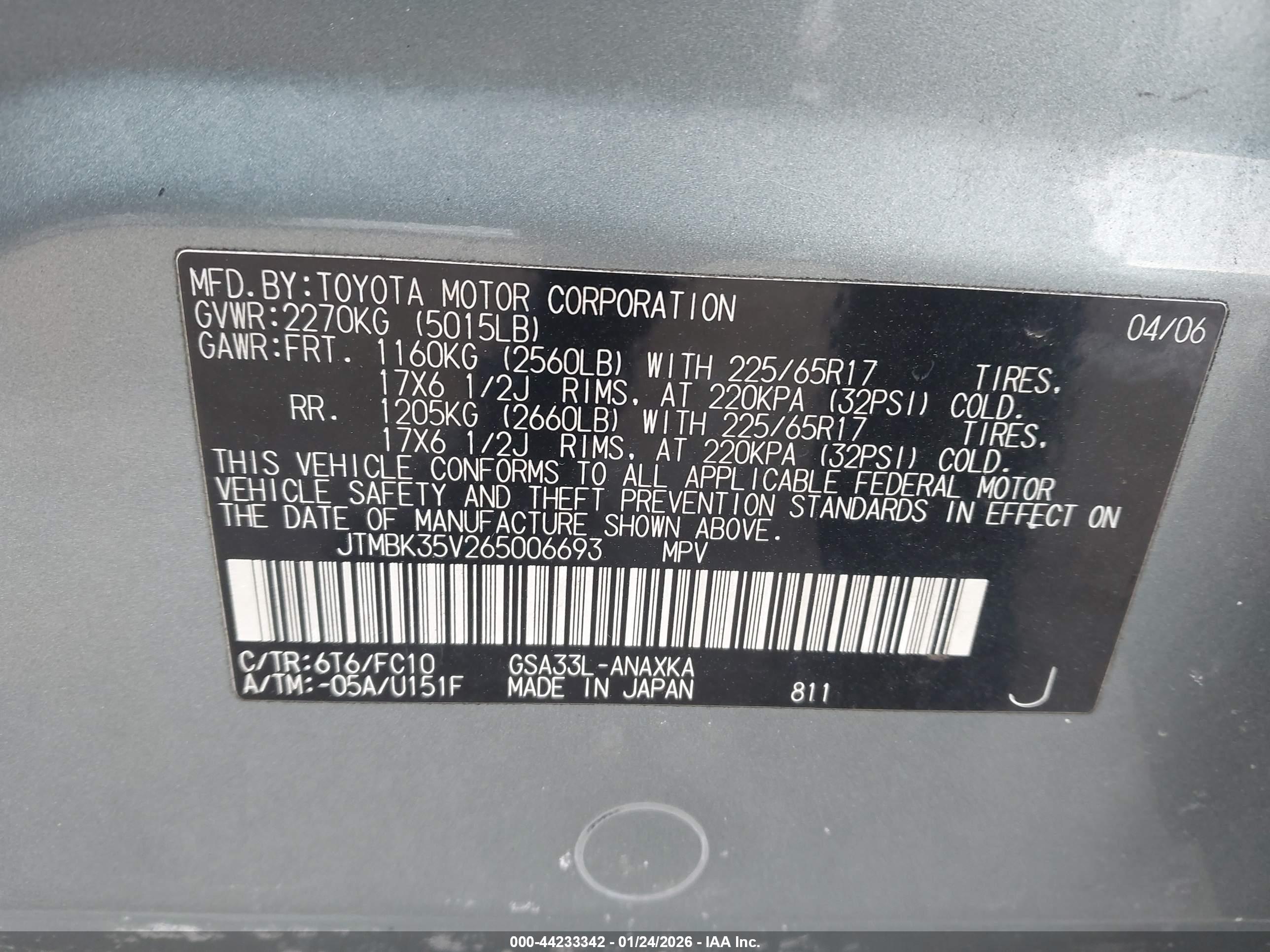 TOYOTA RAV4 image 9