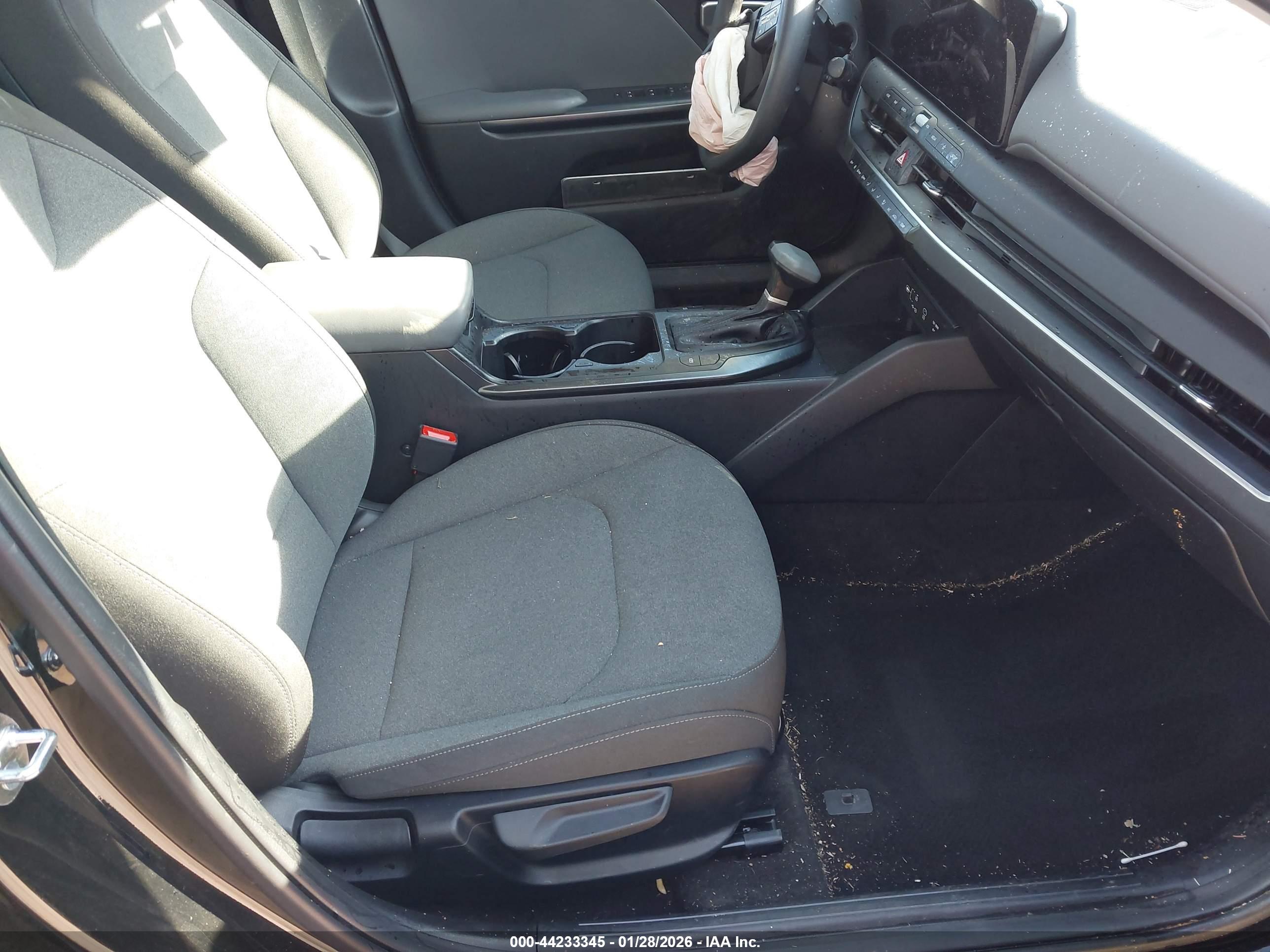 KIA K4 image 5