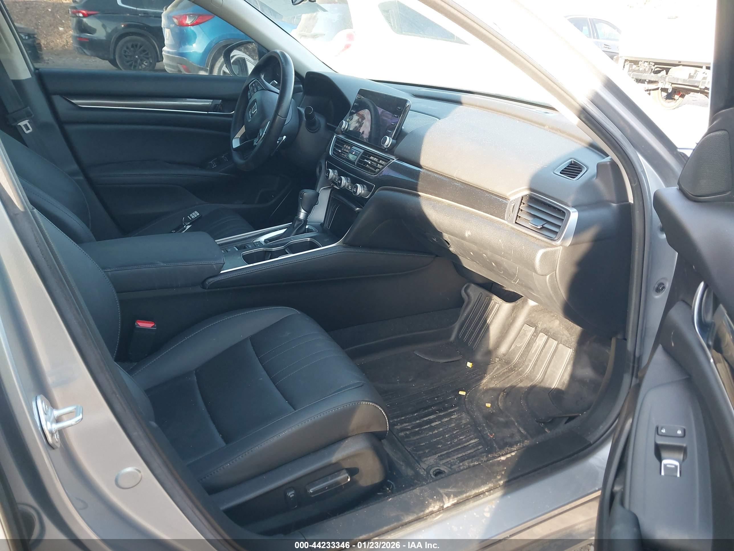 HONDA ACCORD image 5