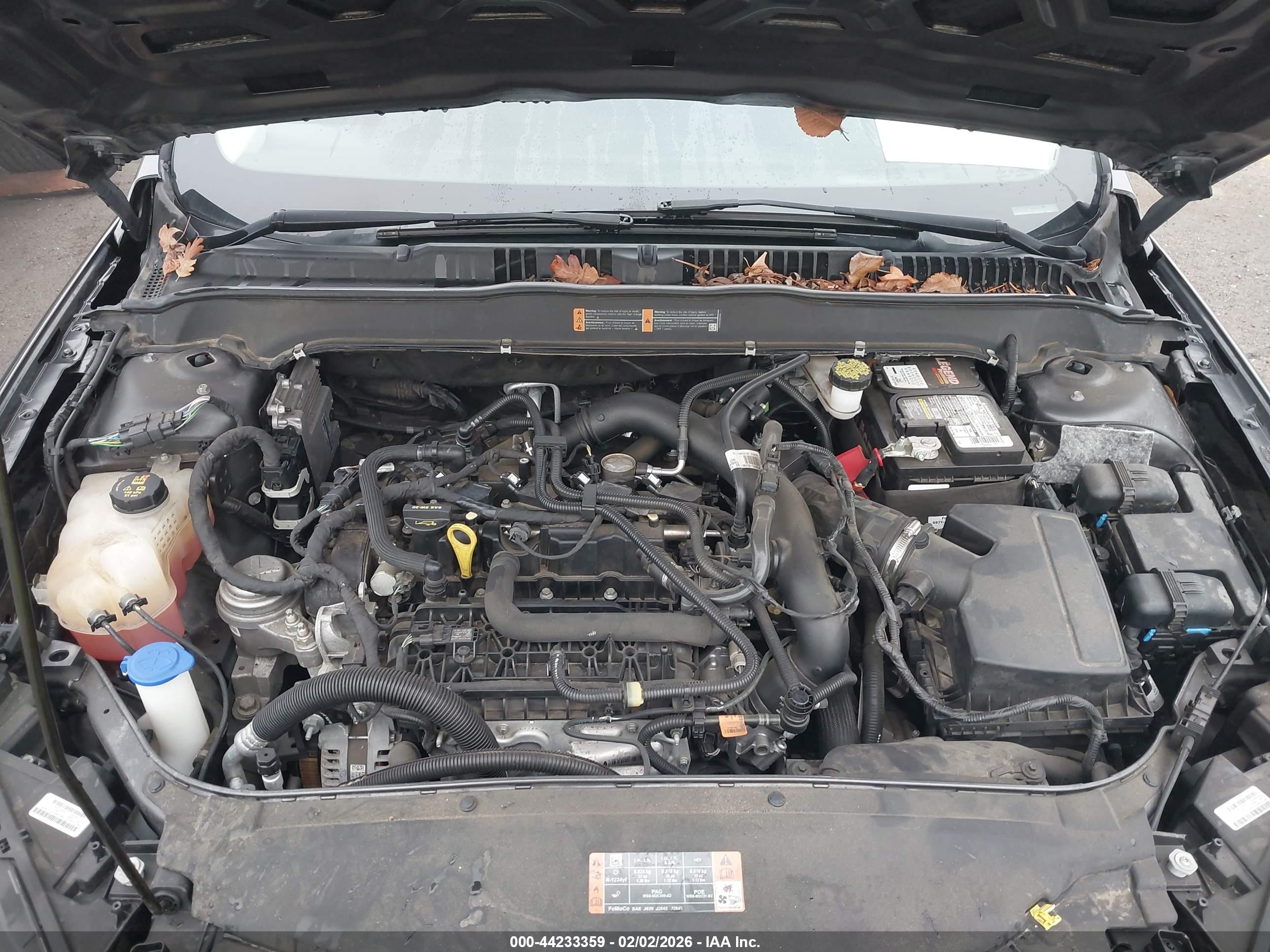 FORD FUSION image 10