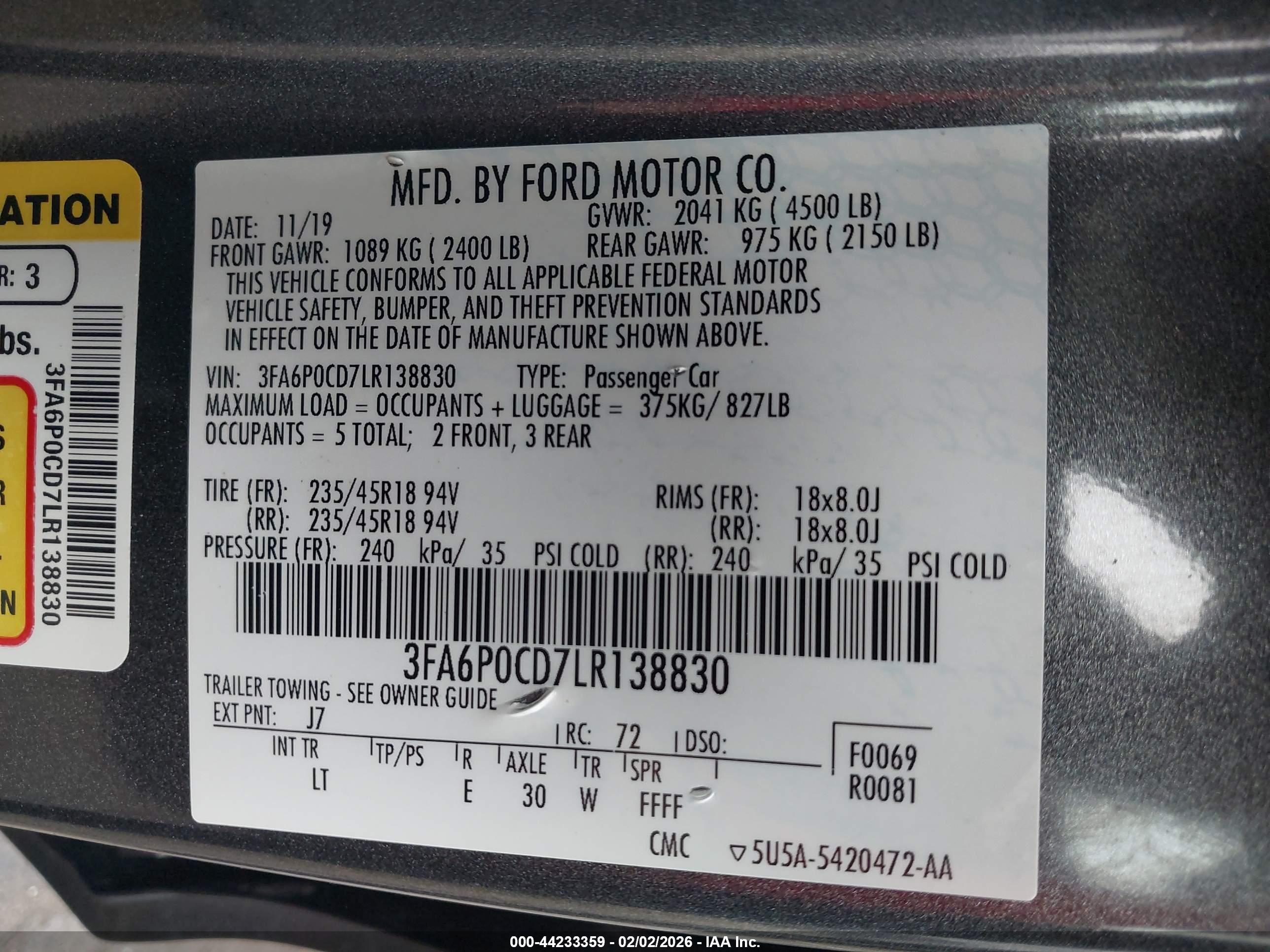 FORD FUSION image 9