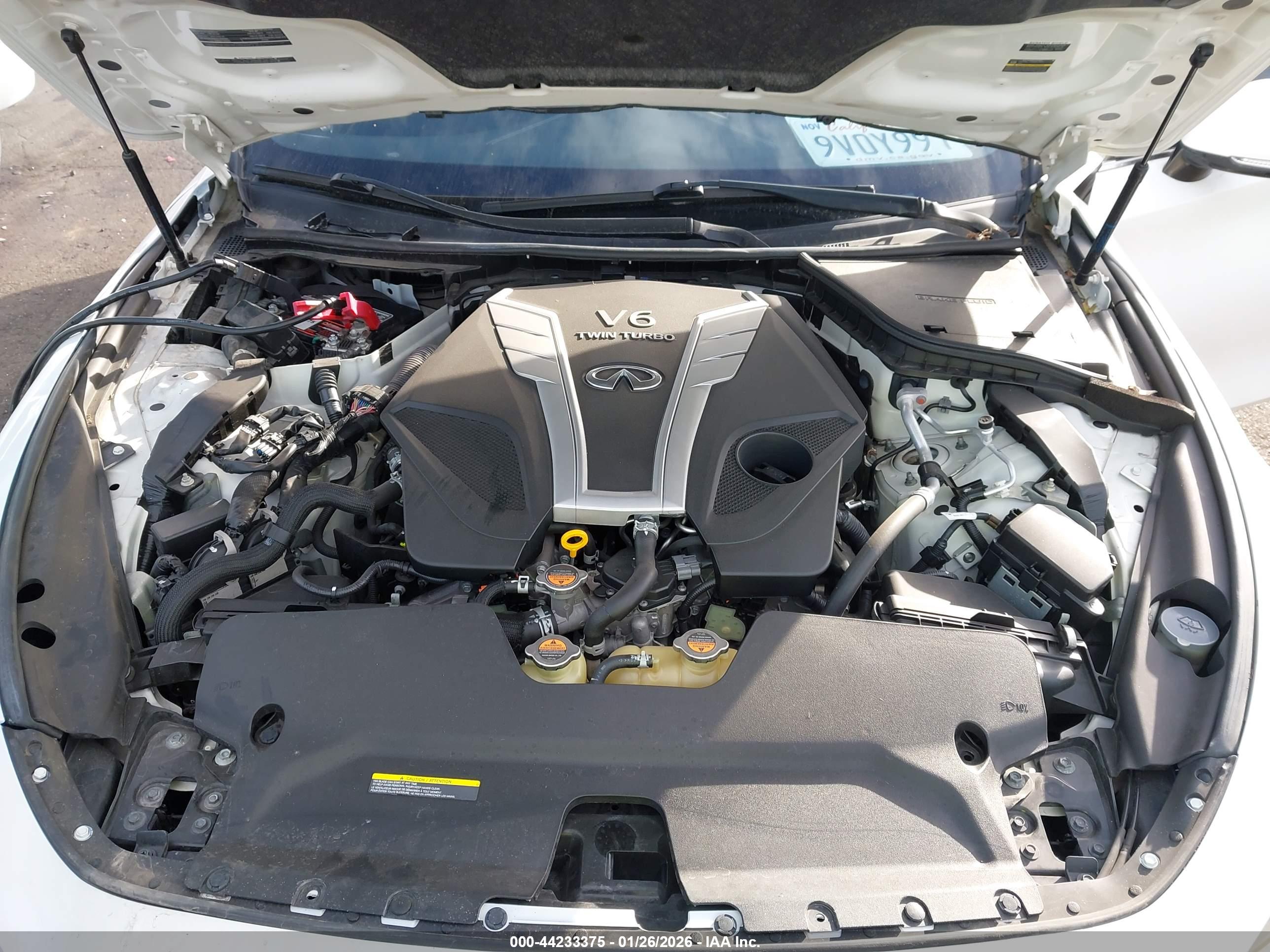INFINITI Q60 image 10