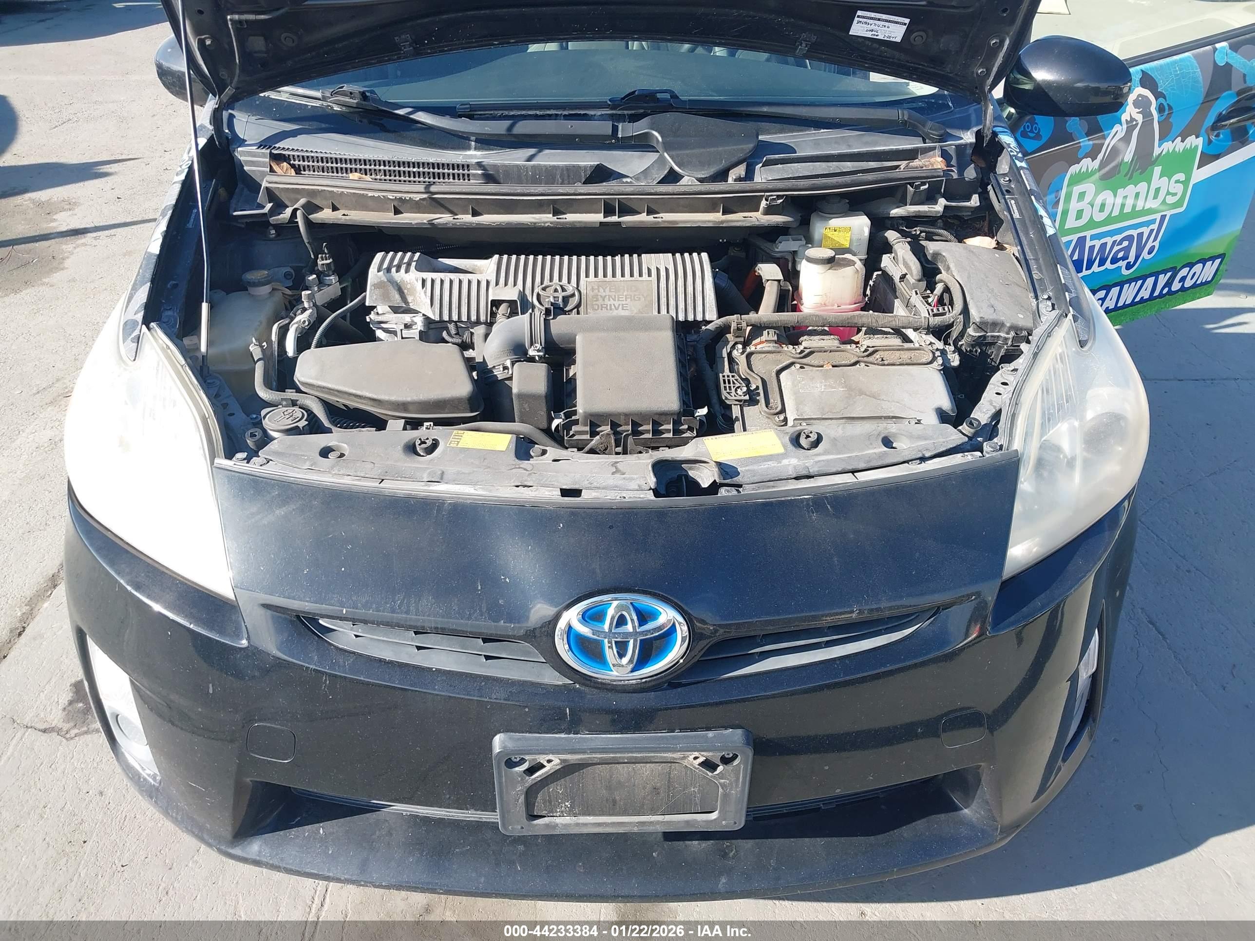 TOYOTA PRIUS image 10