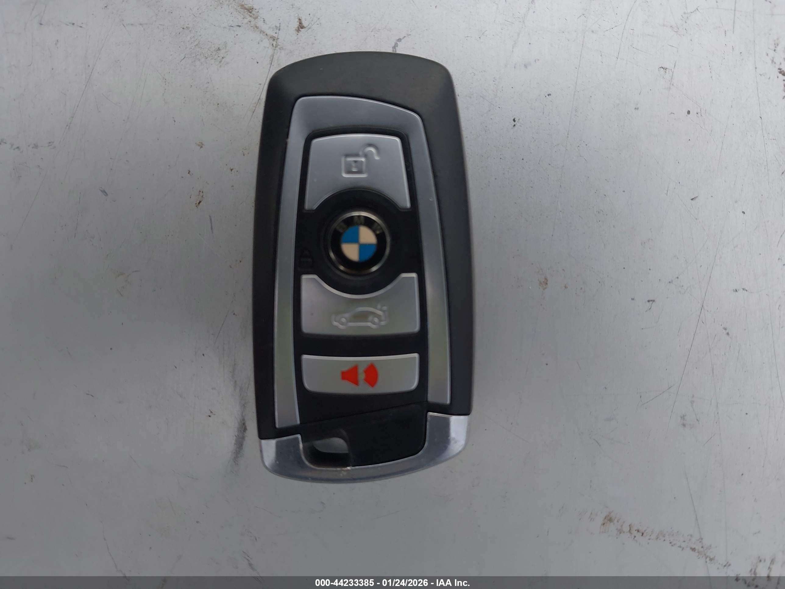 BMW 650I image 11