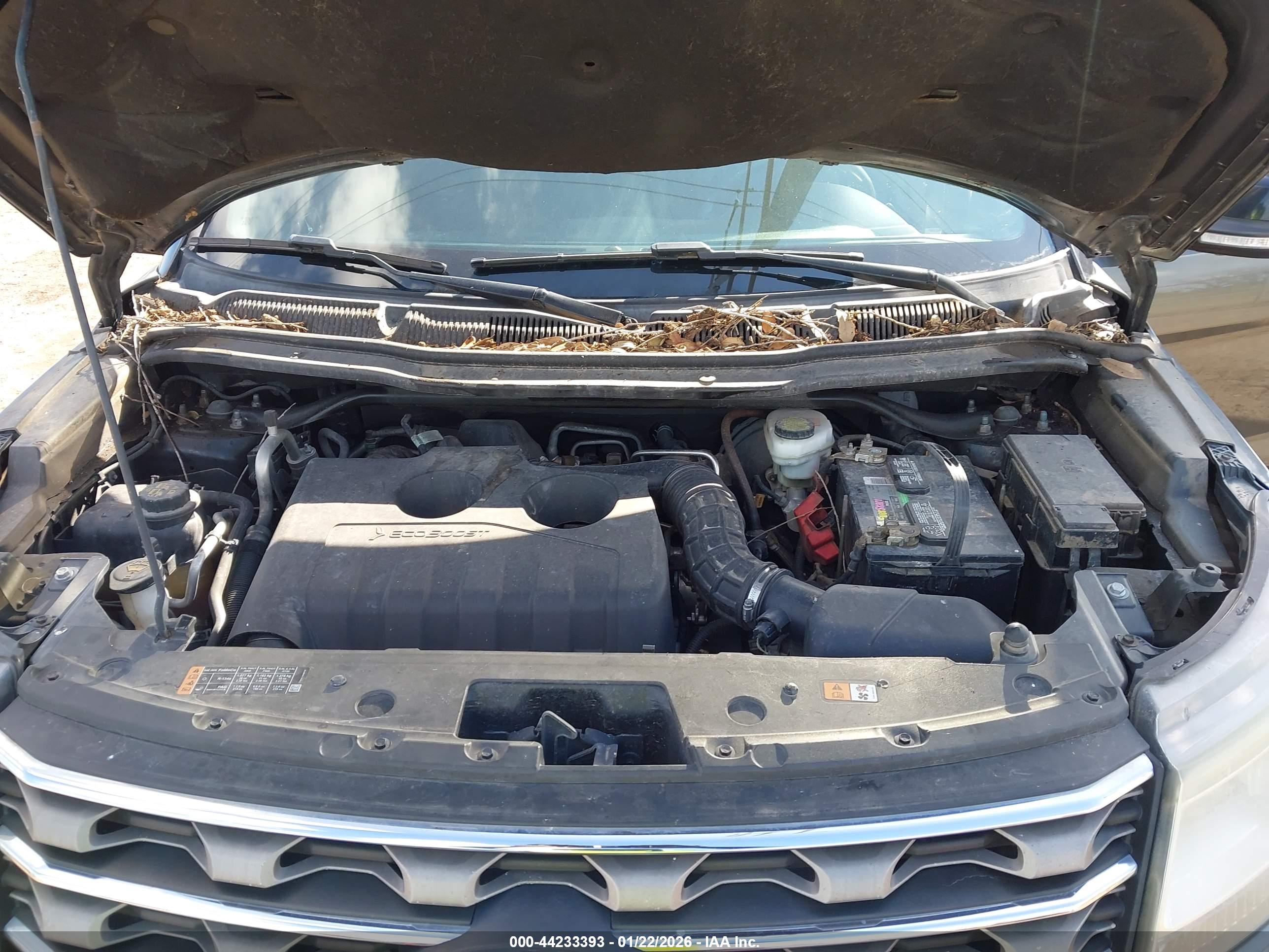 FORD EXPLORER image 10