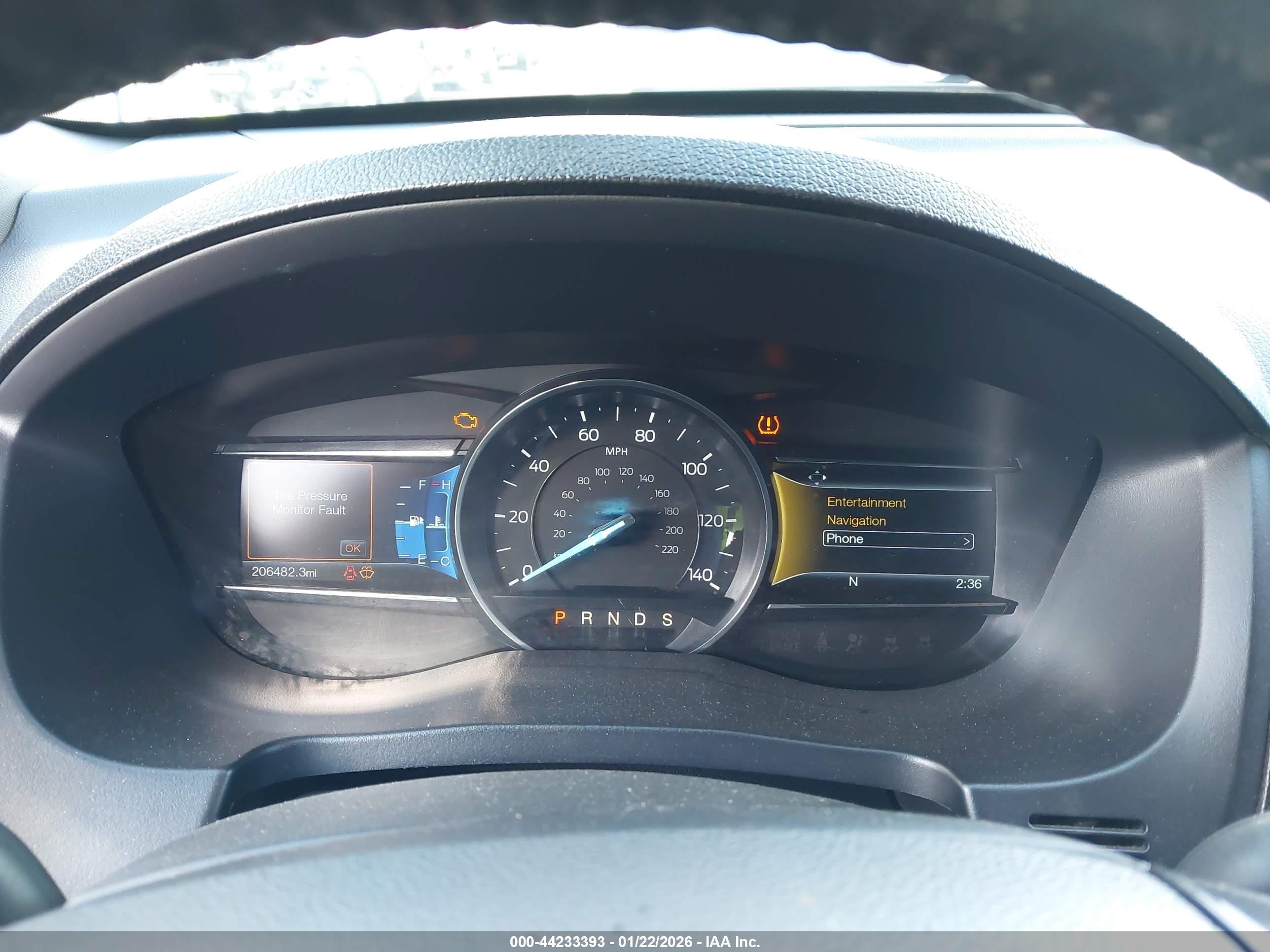 FORD EXPLORER image 7
