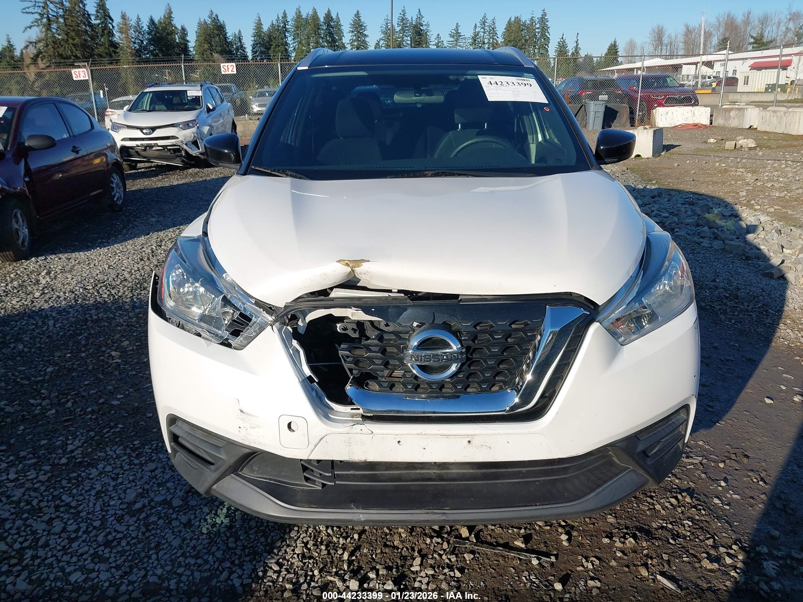 NISSAN KICKS image 6
