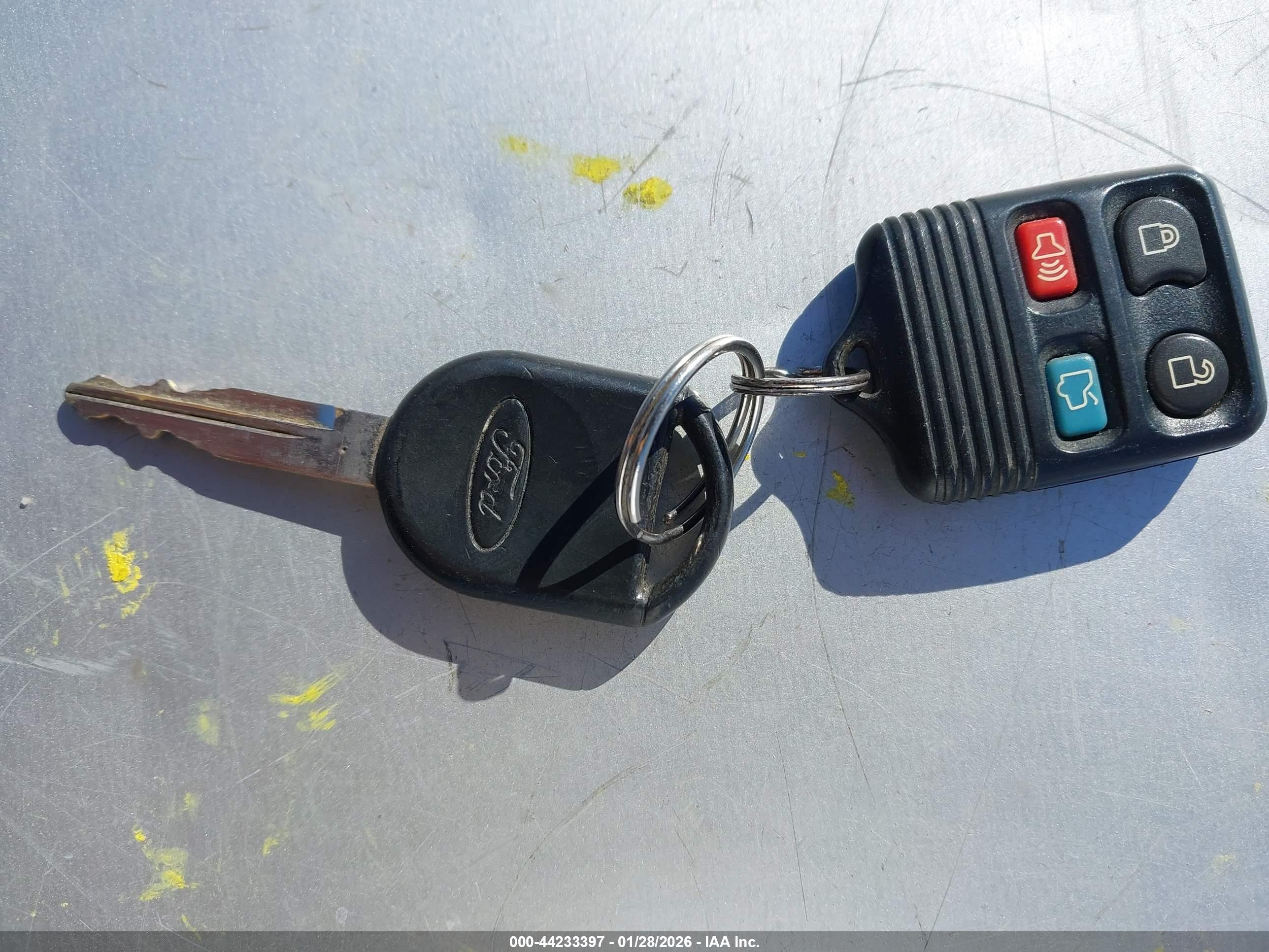 FORD ESCAPE image 11