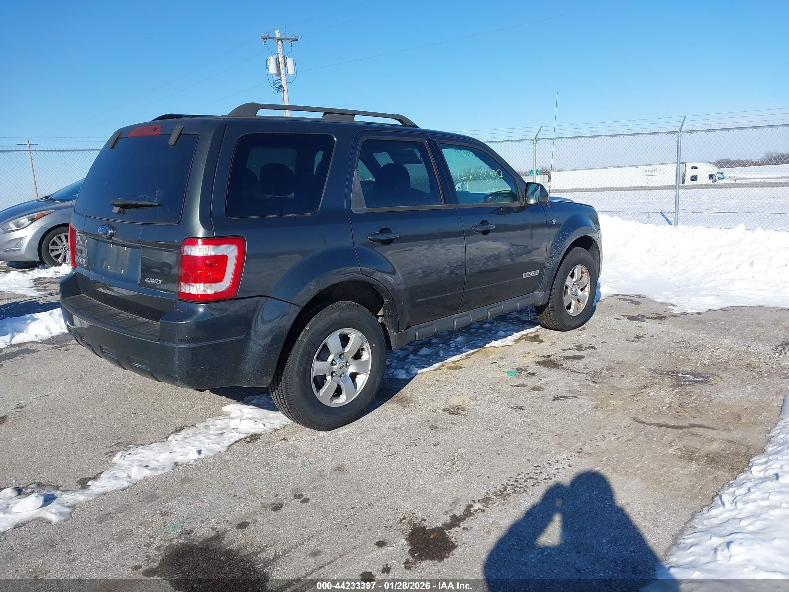 FORD ESCAPE image 4