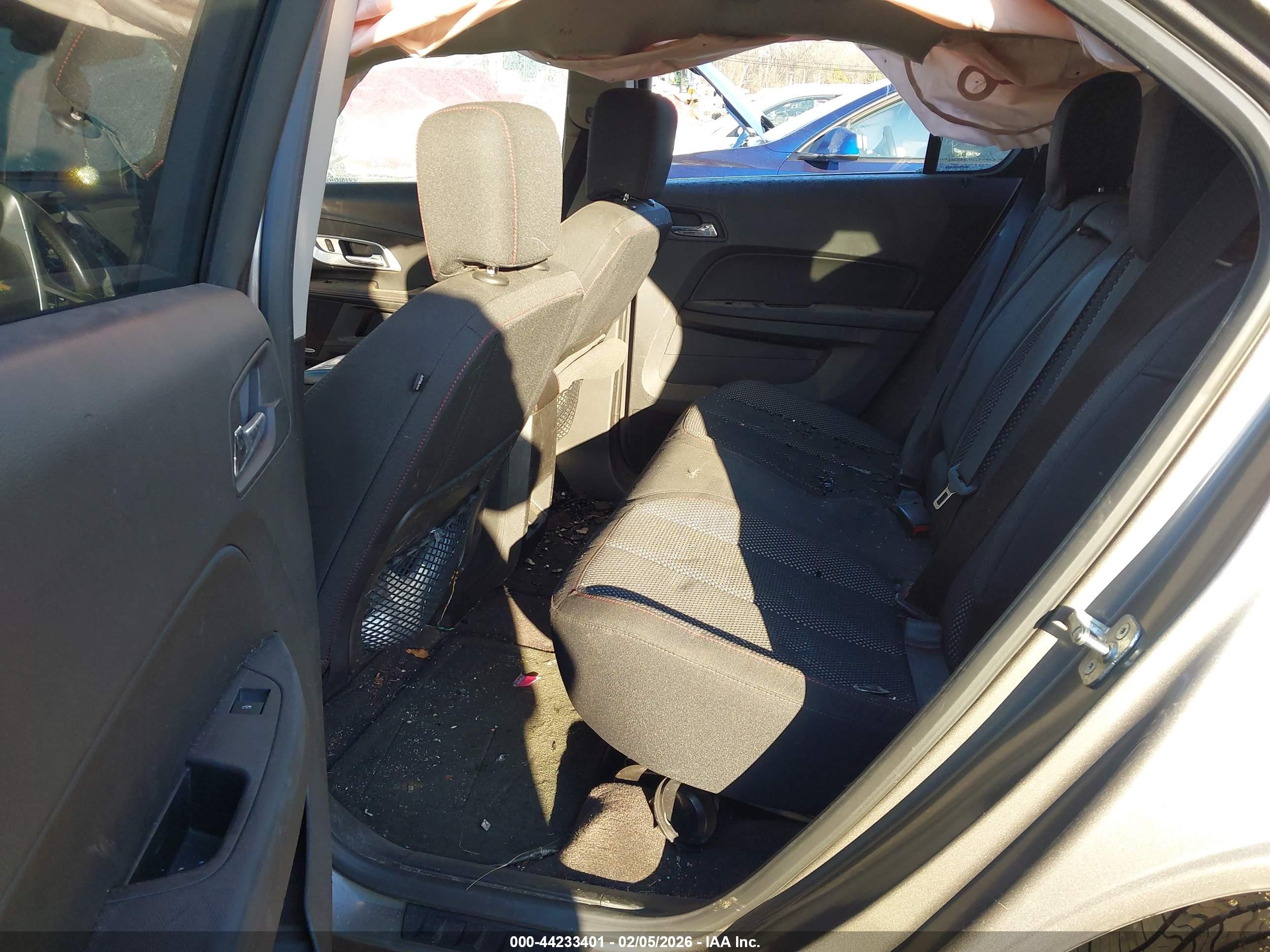 CHEVROLET EQUINOX image 8
