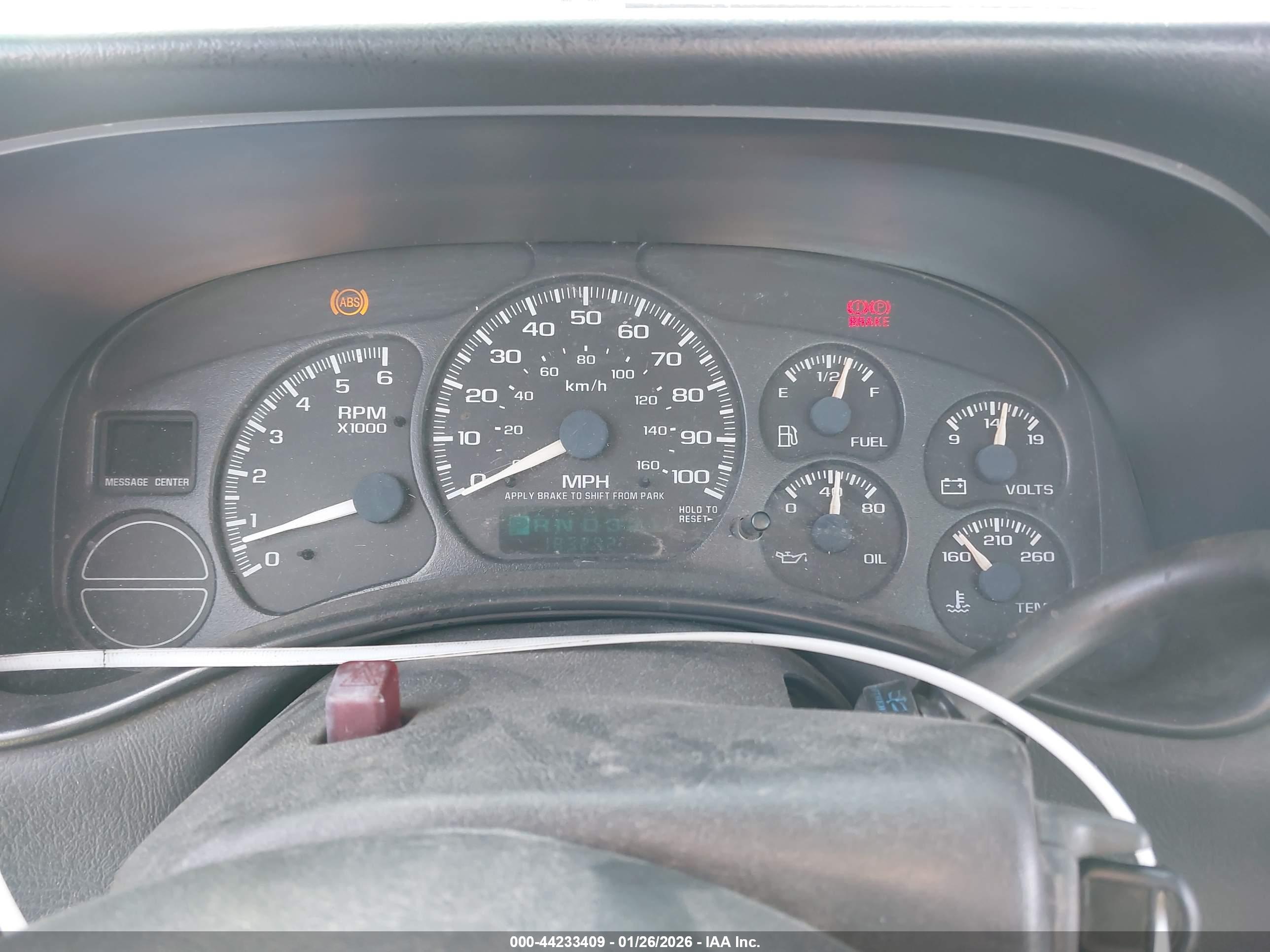 CHEVROLET SILVERADO image 7