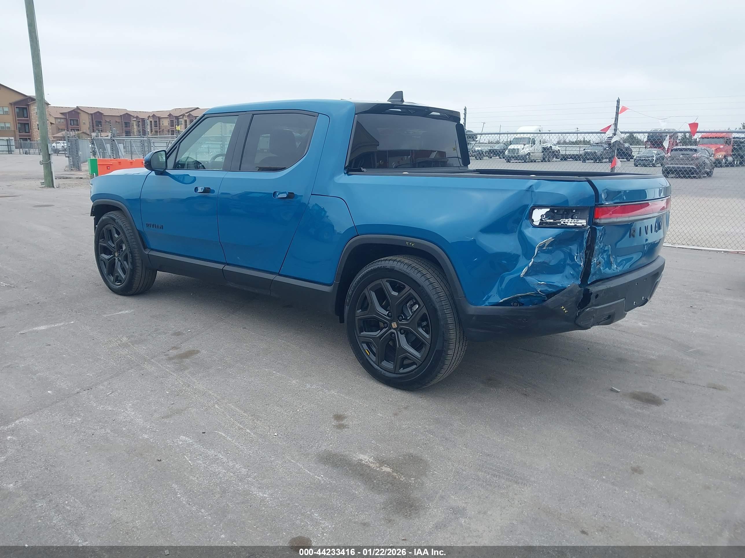 RIVIAN R1T image 3