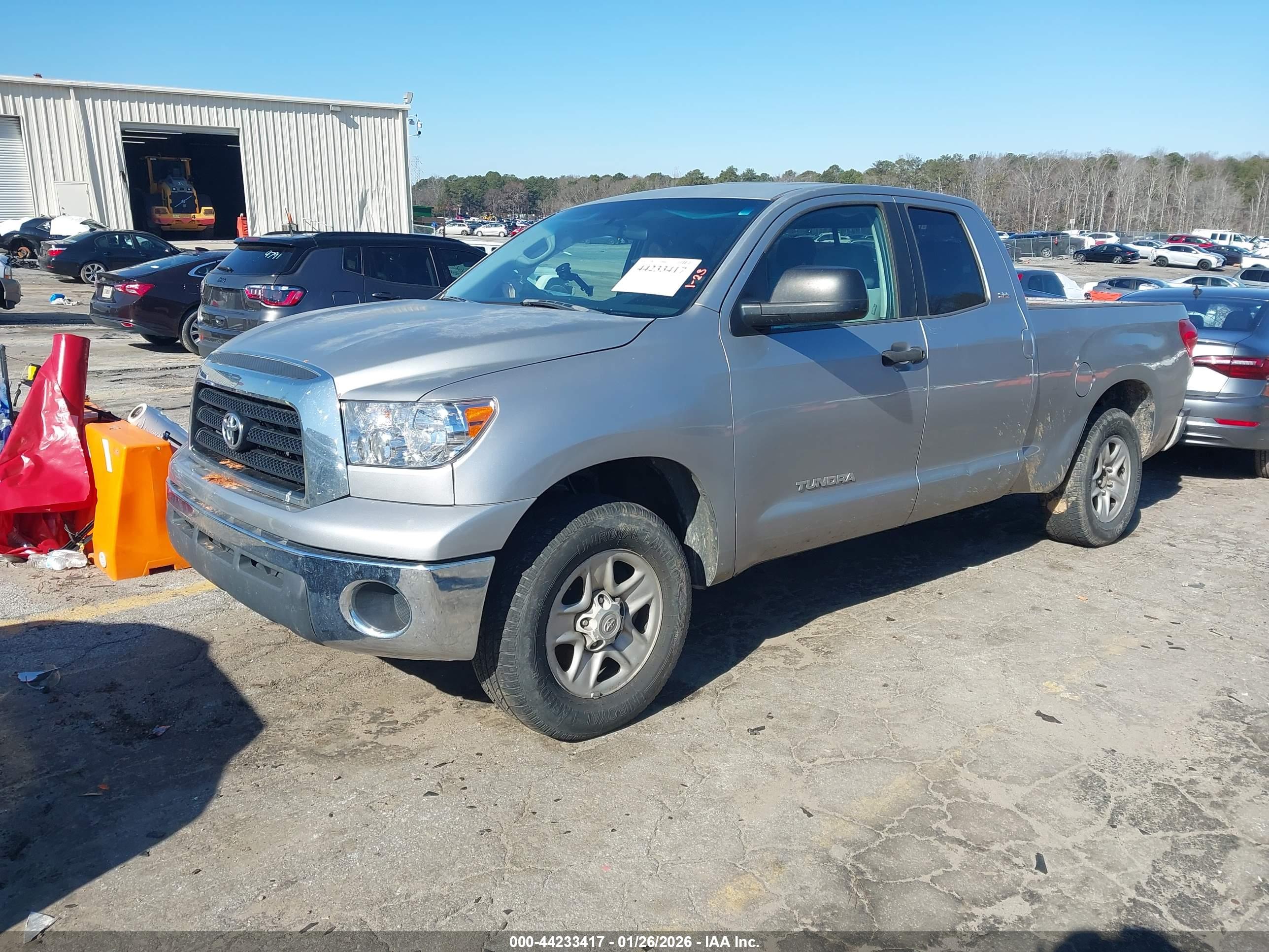 TOYOTA TUNDRA image 2