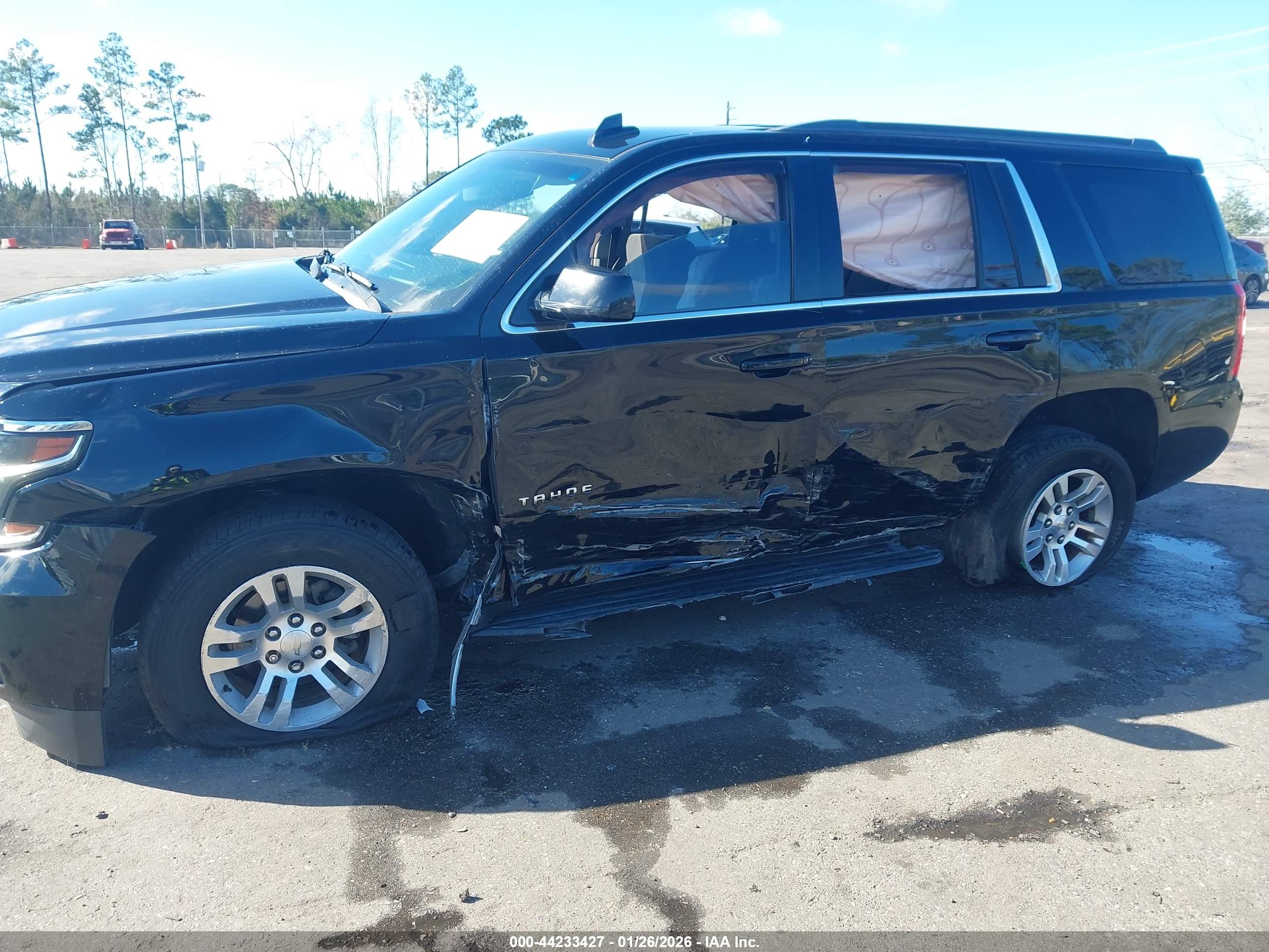 CHEVROLET TAHOE image 6