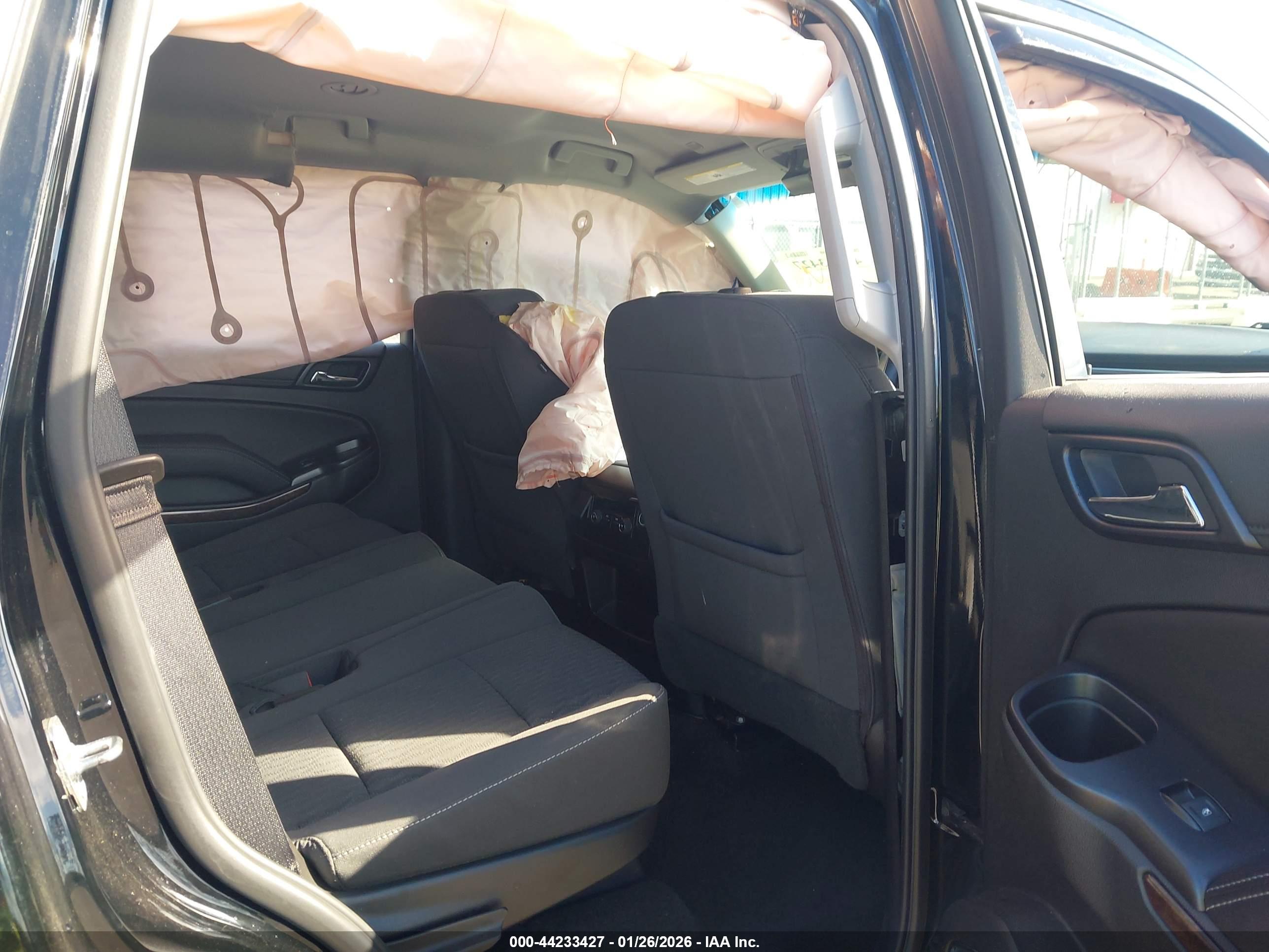 CHEVROLET TAHOE image 8