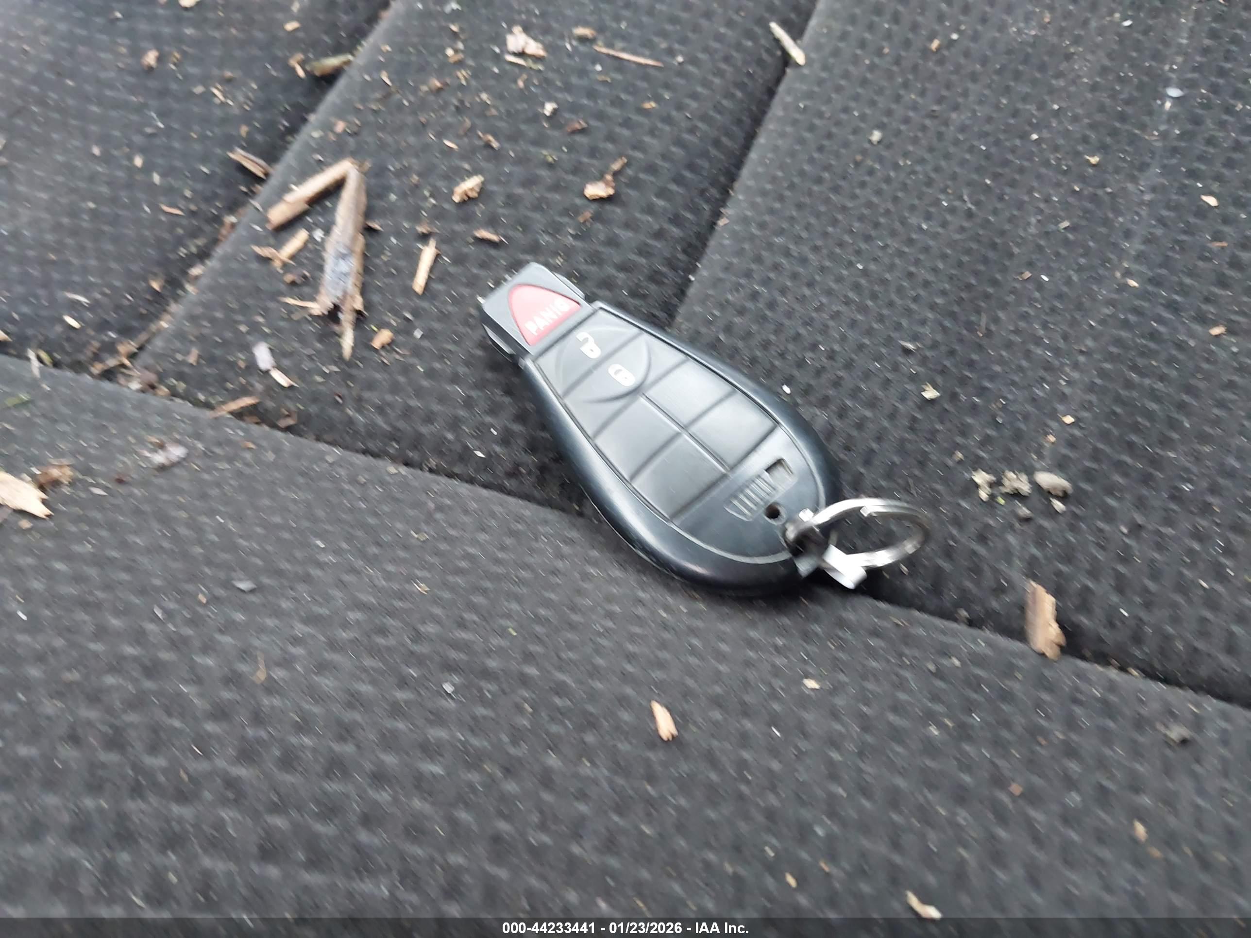 DODGE GRAND image 11