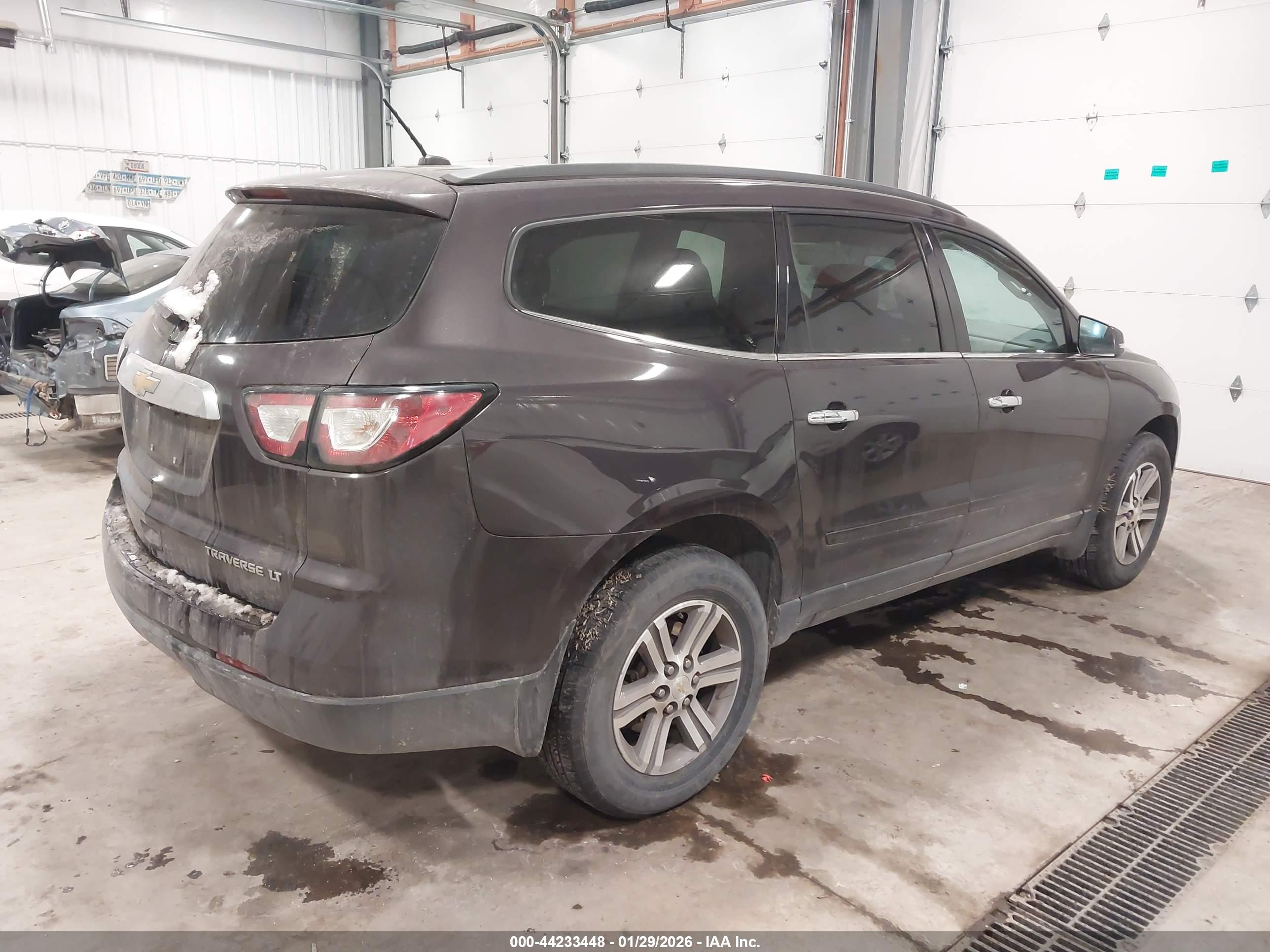 CHEVROLET TRAVERSE image 4