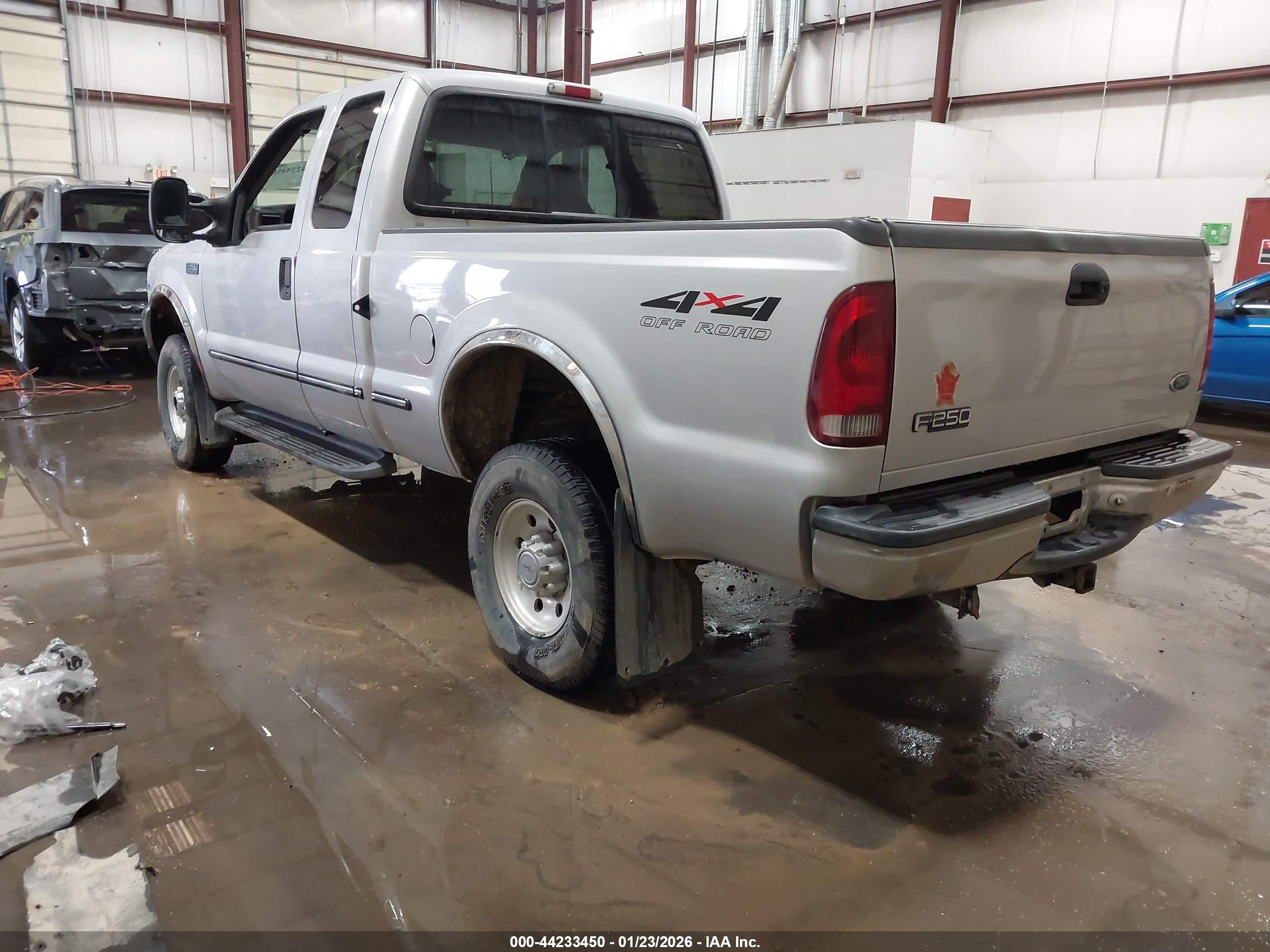 FORD F-250 image 3