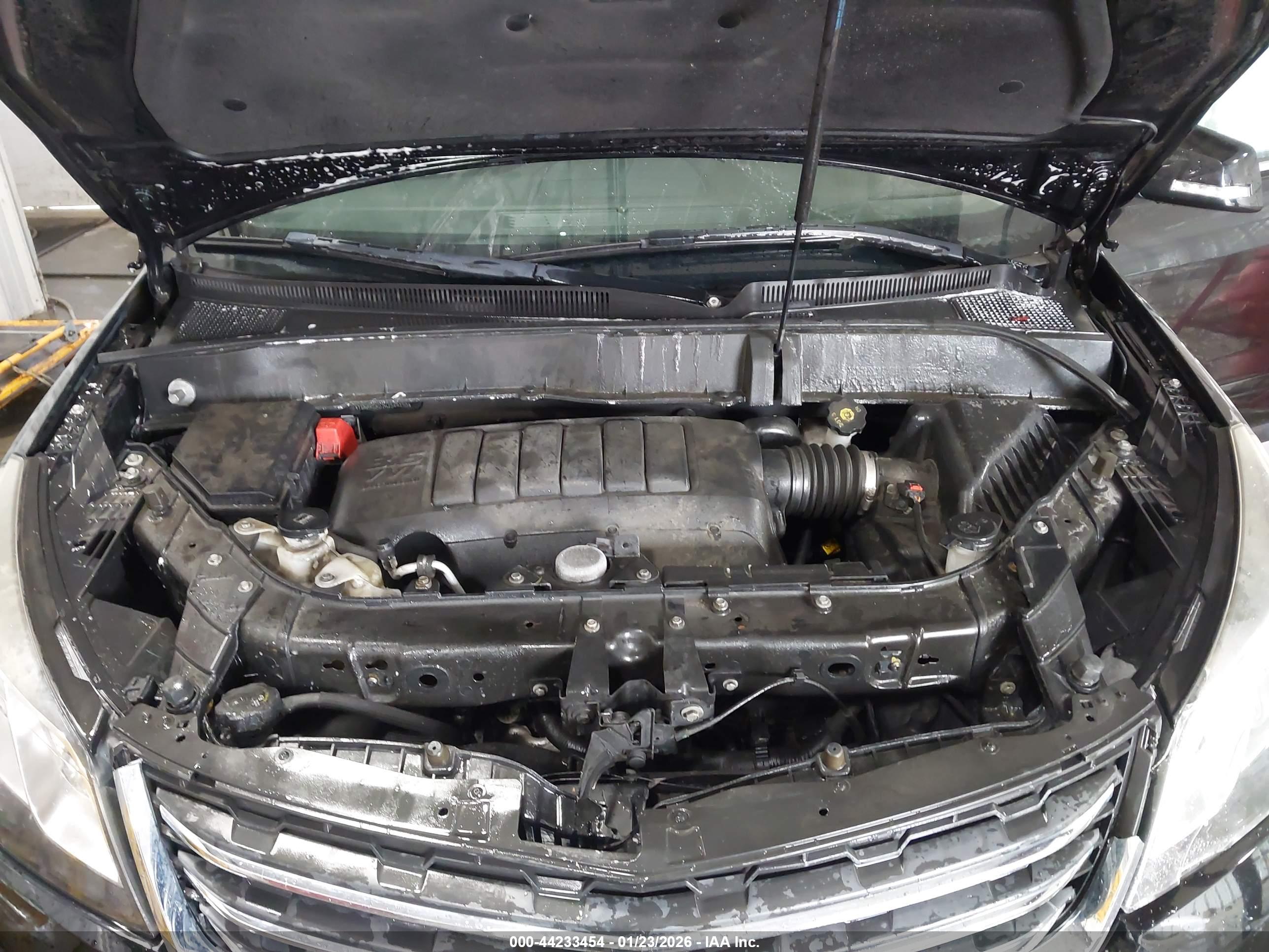CHEVROLET TRAVERSE image 10
