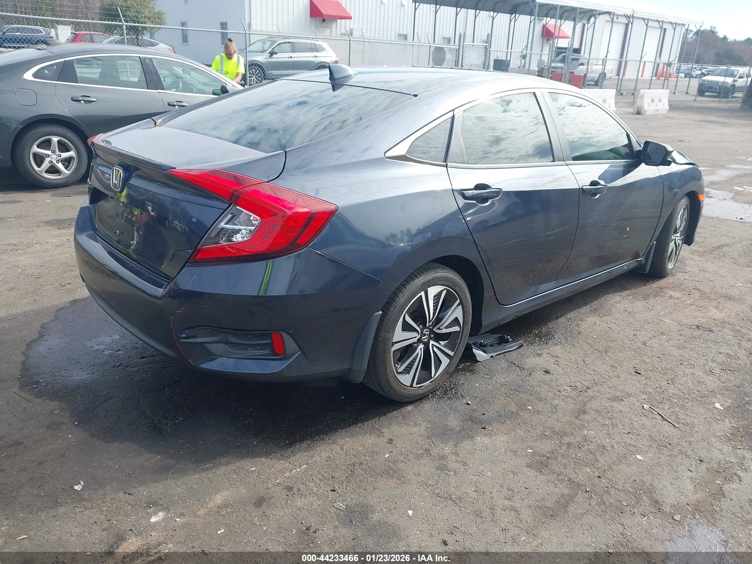 HONDA CIVIC image 4