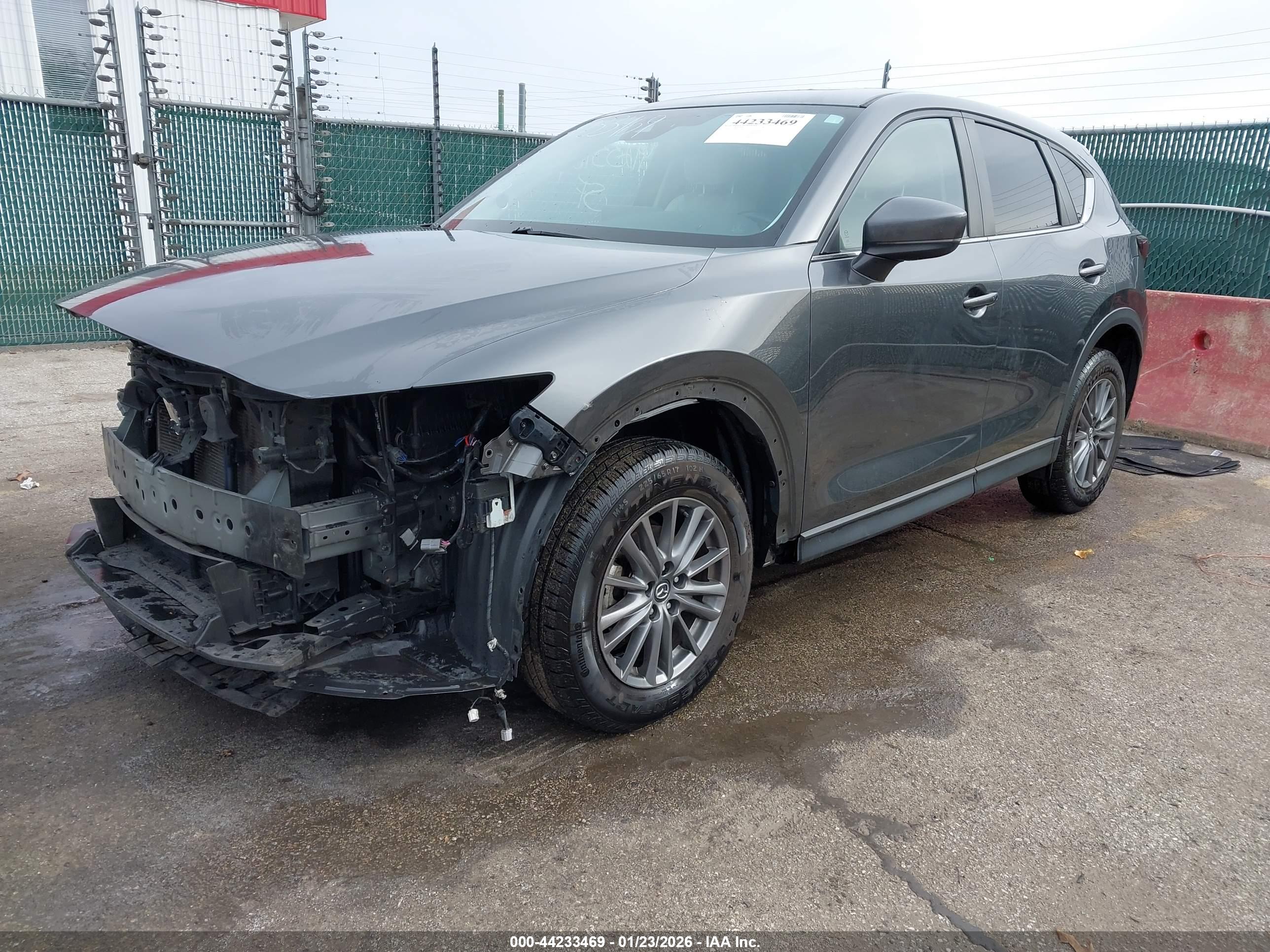MAZDA CX-5 image 2