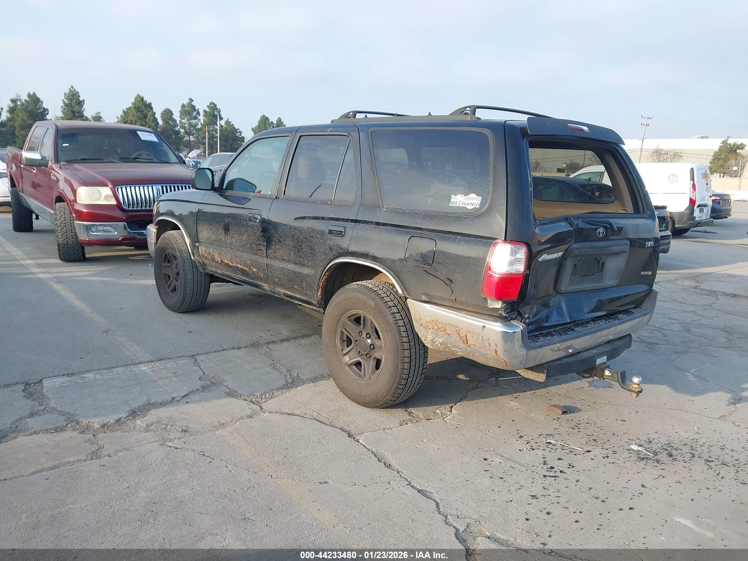 TOYOTA 4RUNNER image 3