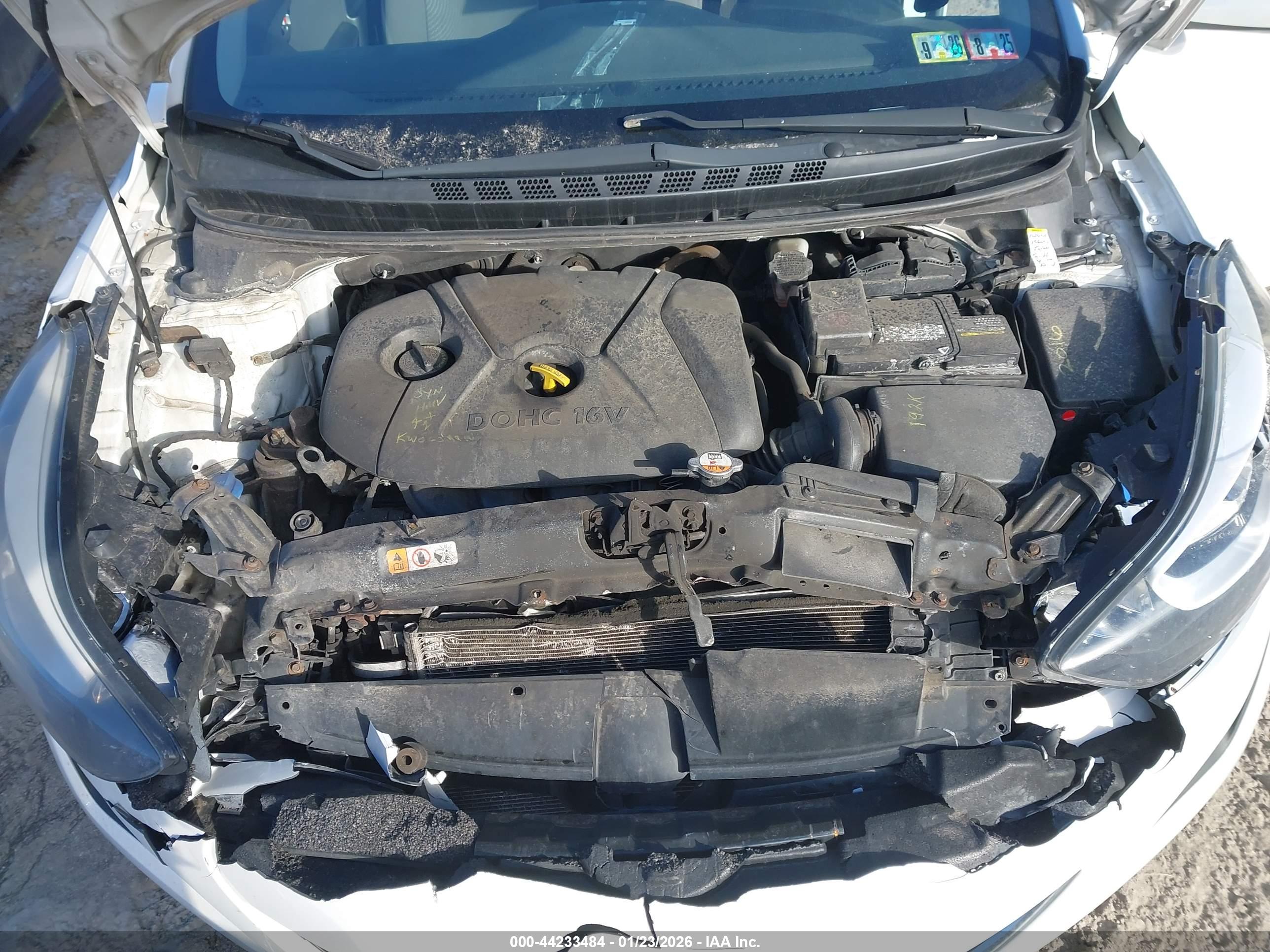 HYUNDAI ELANTRA image 10